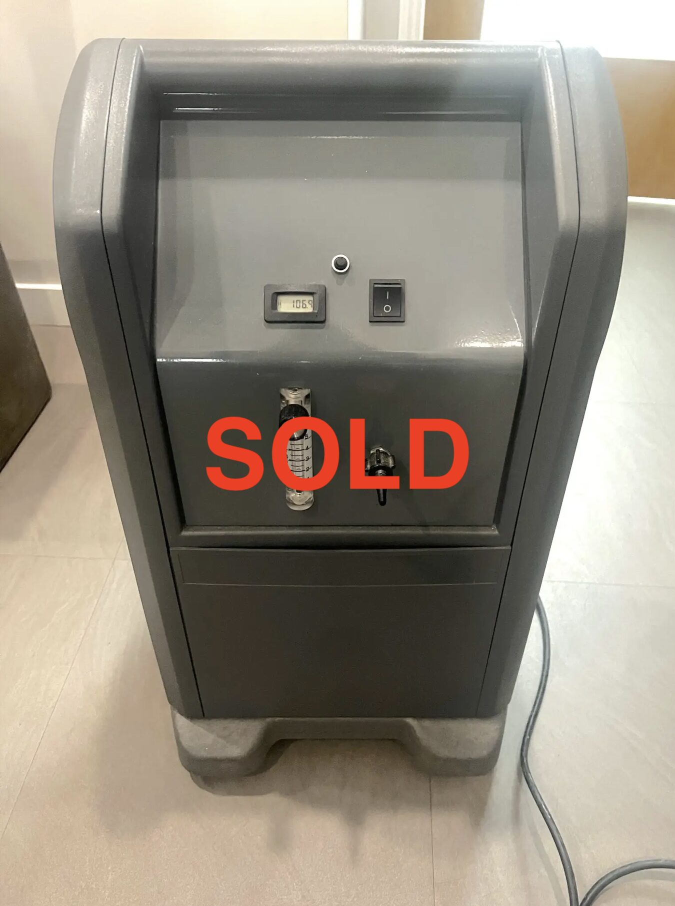 2012 AirSep Onyx AS016-3 Oxygen Generator System - For Aesthetic Use with Echo2 Consumables through Oxygen Lab -Shipping Not Included (km/mcc)x