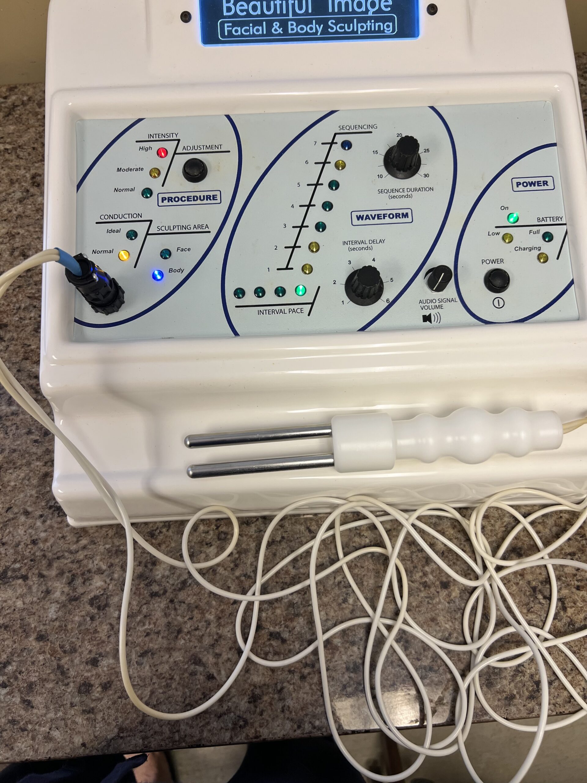 2009 Beautiful Image 900 Microcurrent with Face Handpiece & Body Handpiece - Skin Tightening, Wrinkle Reduction, Sculpting & Contouring - Like New, Perfect Condition - Includes Warranty & Shipping (km/sto)x - Image 6