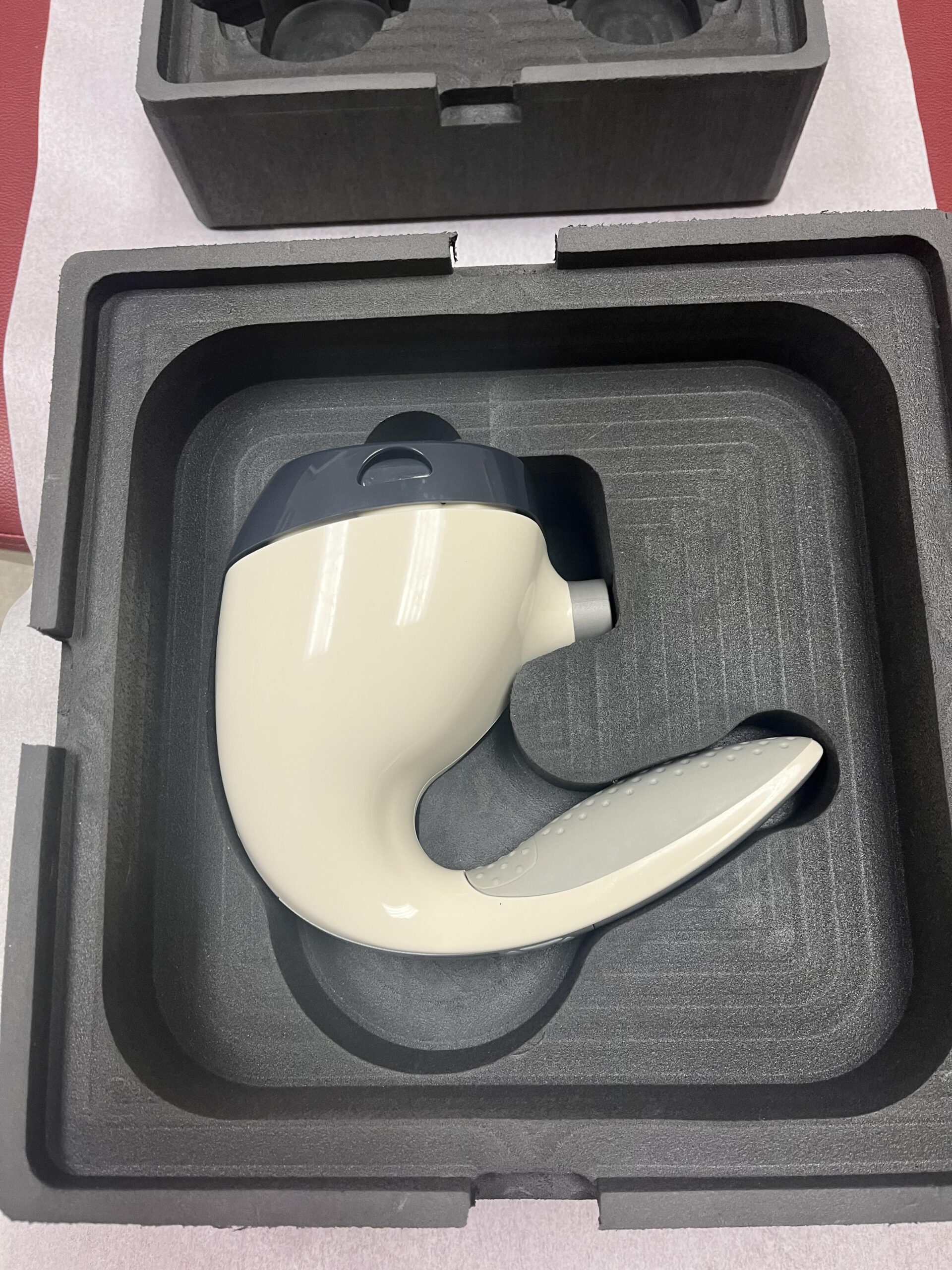 2015 Syneron Candela Velashape III - with VSmooth & VContour Handpieces - Radio Frequency Body Shaping & Cellulite Reduction - INCLUDES WARRANTY & FREE SHIPPING - (km/gre)x - Image 9