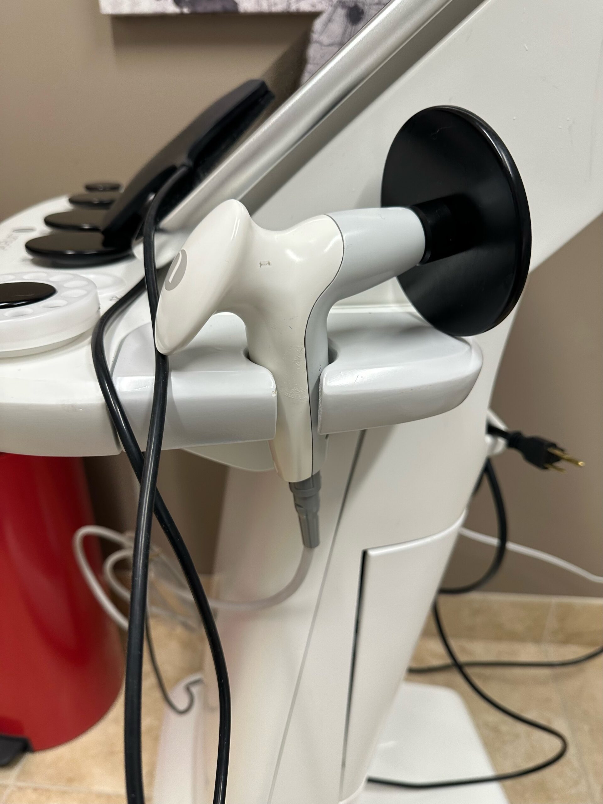 2019 Lumenis NuEra Tight 1.1 - Radio Frequency Skin Tightening, Winkle Reduction, Cellulite Reduction, & Fat Reduction - w/ (3) Handpieces: Large, Small & BiPolar - Includes Warranty & Free Shipping (km/sof)x - Image 7
