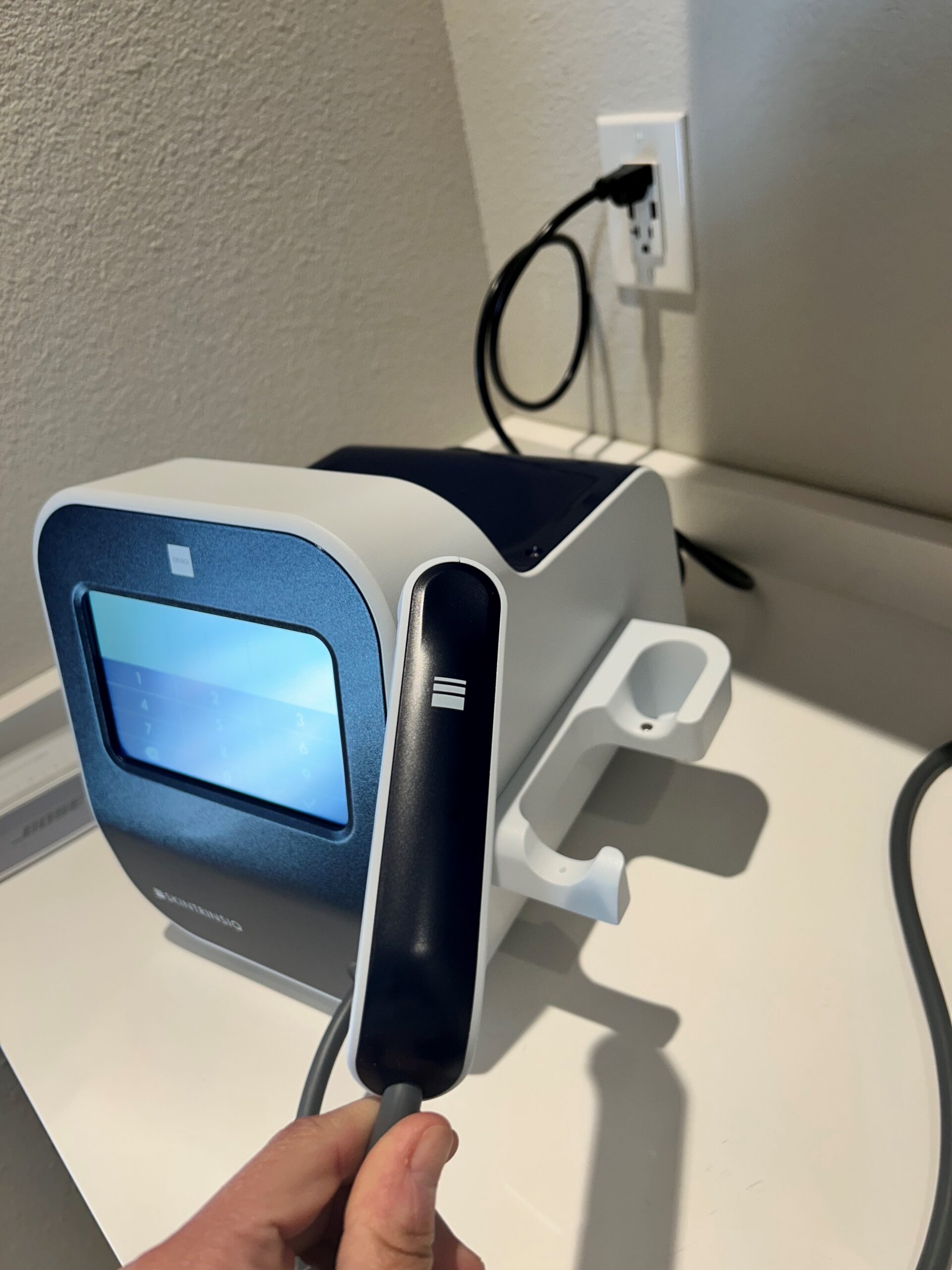 2022 Obagi Medical Skintrinsiq Facial System for use with Obagi Specialized Serums - Perfect Condition - Includes Free Shipping & Warranty - NO RECERTIFICATION FEE REQUIRED (km/coo)x - Image 7
