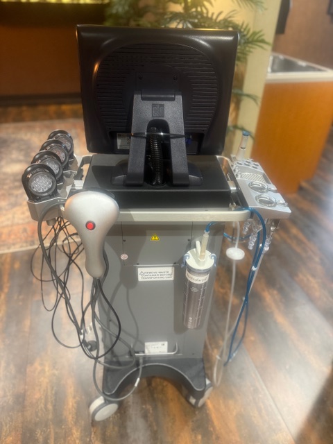 2017 Edge Hydrafacial MD Elite Elo - (2) Handpieces, (1) Skin Image Camera, (4) Wireless LED Lights, & Lymphatic Drainage - Includes Warranty & Free Shipping (km/dan)s - Image 5