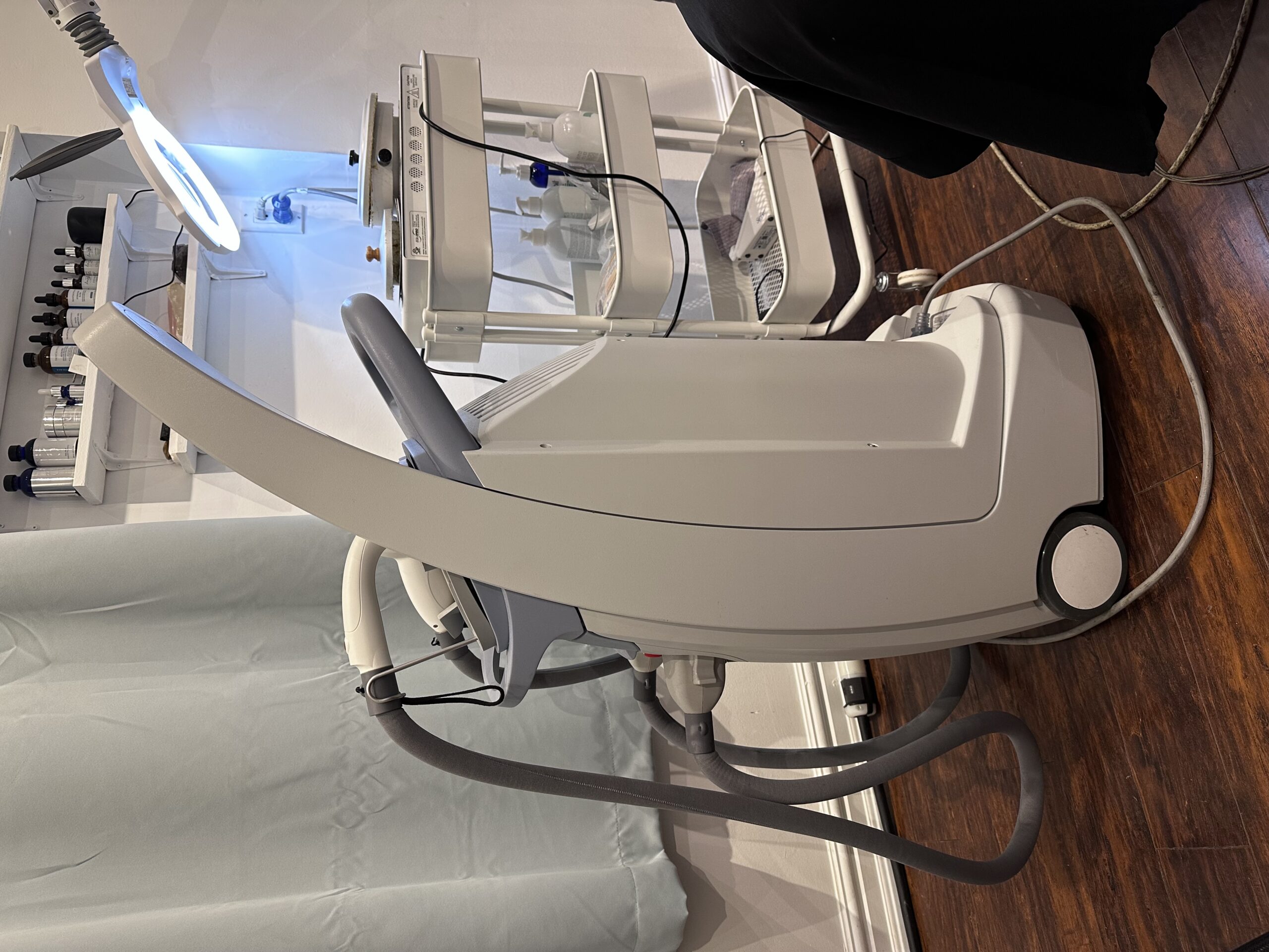 2013 Lumenis Lightsheer Duet Diode 805nm Hair Removal - 2018 HS & ET Handpieces - ONLY 152,499 TOTAL SYSTEM PULSES!!! - Free Shipping & Warranty (km/hew)x - Image 4