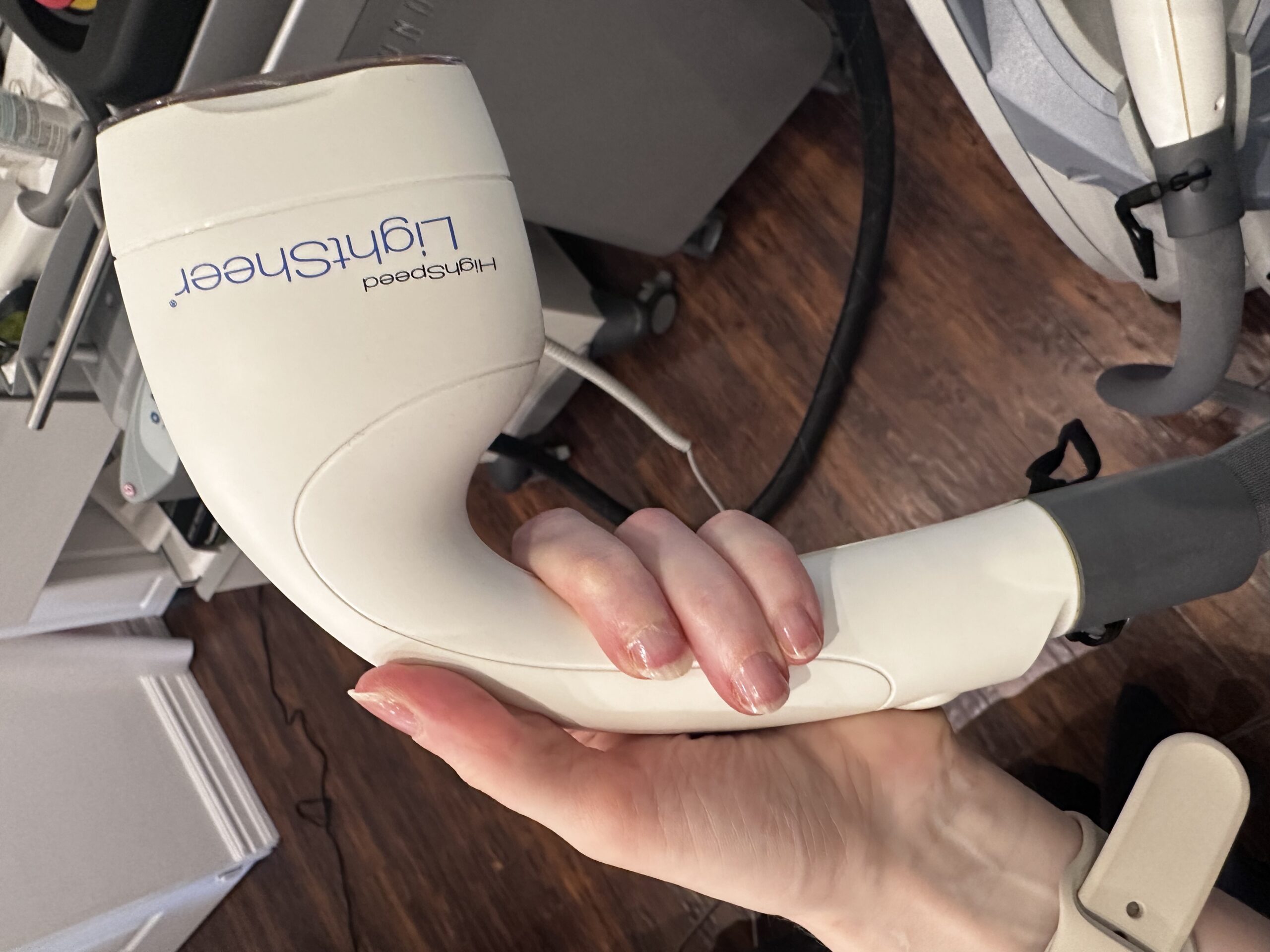 2013 Lumenis Lightsheer Duet Diode 805nm Hair Removal - 2018 HS & ET Handpieces - ONLY 152,499 TOTAL SYSTEM PULSES!!! - Free Shipping & Warranty (km/hew)x - Image 11