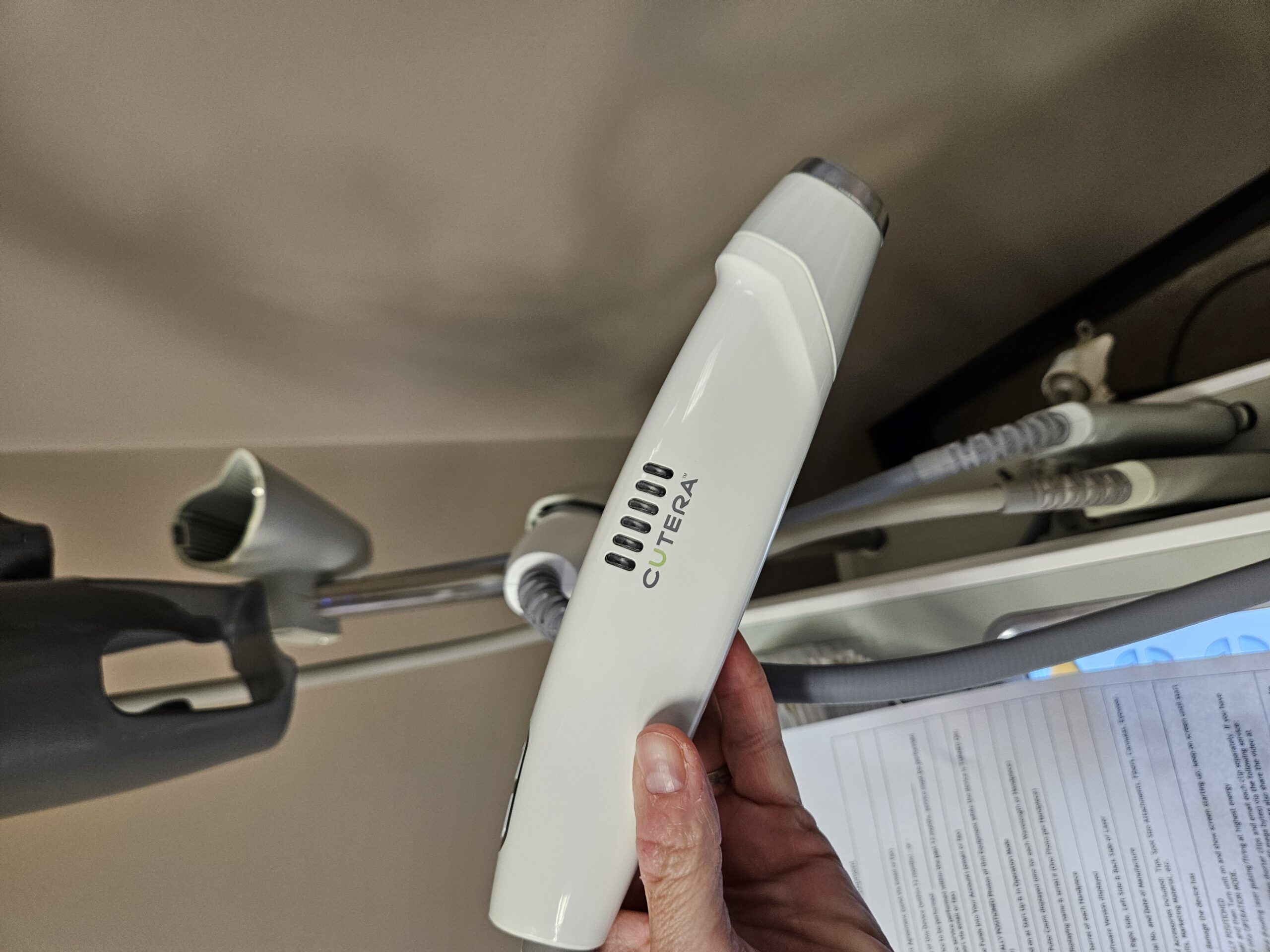 2014 Cutera Excel V - 532nm & 1064nm - Skin Conditions, Vein & Pigment Removal - with Coolview Handpiece & Genesis V Handpiece - Includes Free Warranty & Shipping (km/mor)x - Image 12