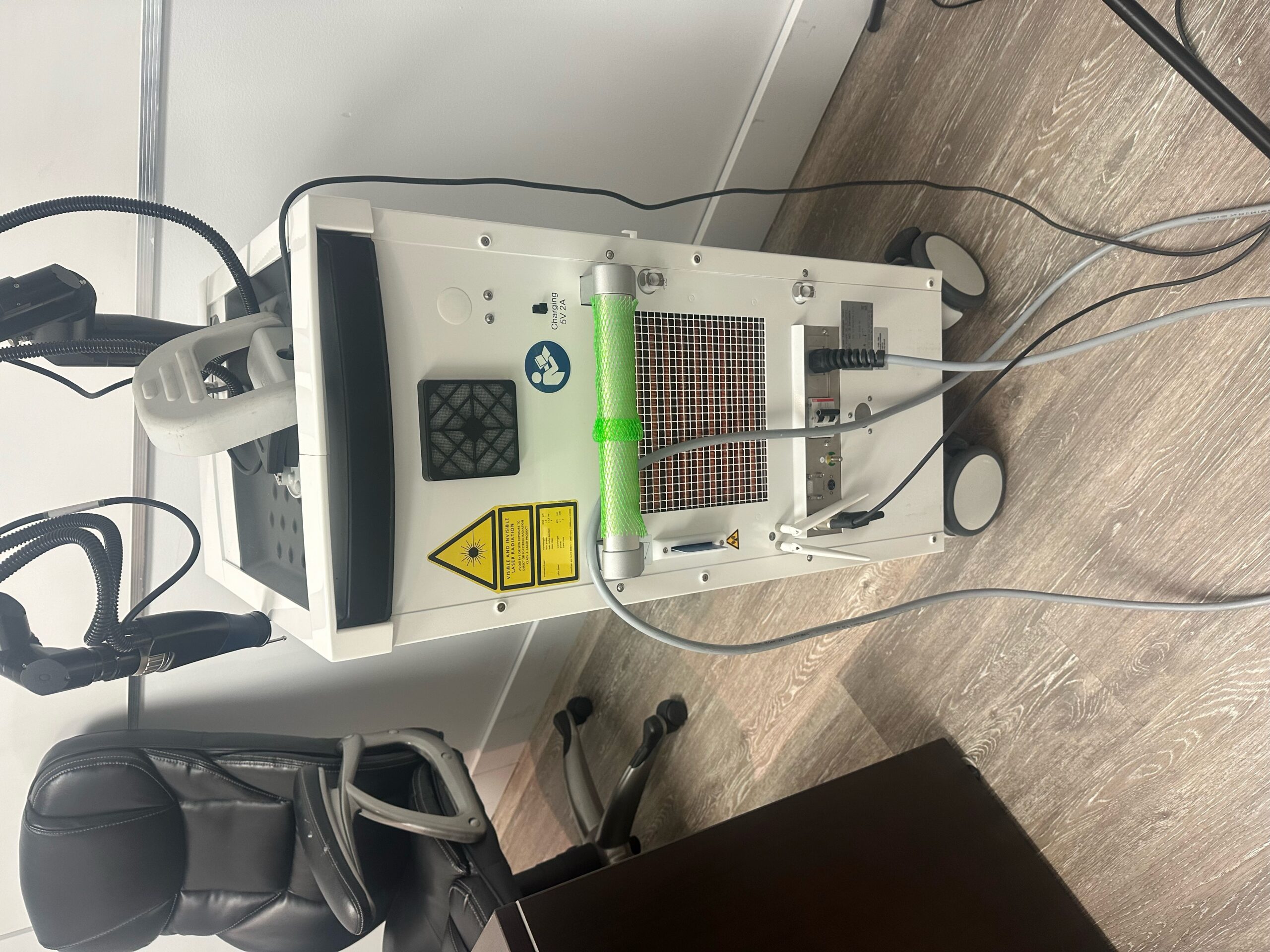 2018 Cutera Asclepion Juliet - with 2940nm Erbium Yag Handpiece for Skin Rejuvenation & Resurfacing - Free Shipping & Warranty (km/mar)s - Image 5
