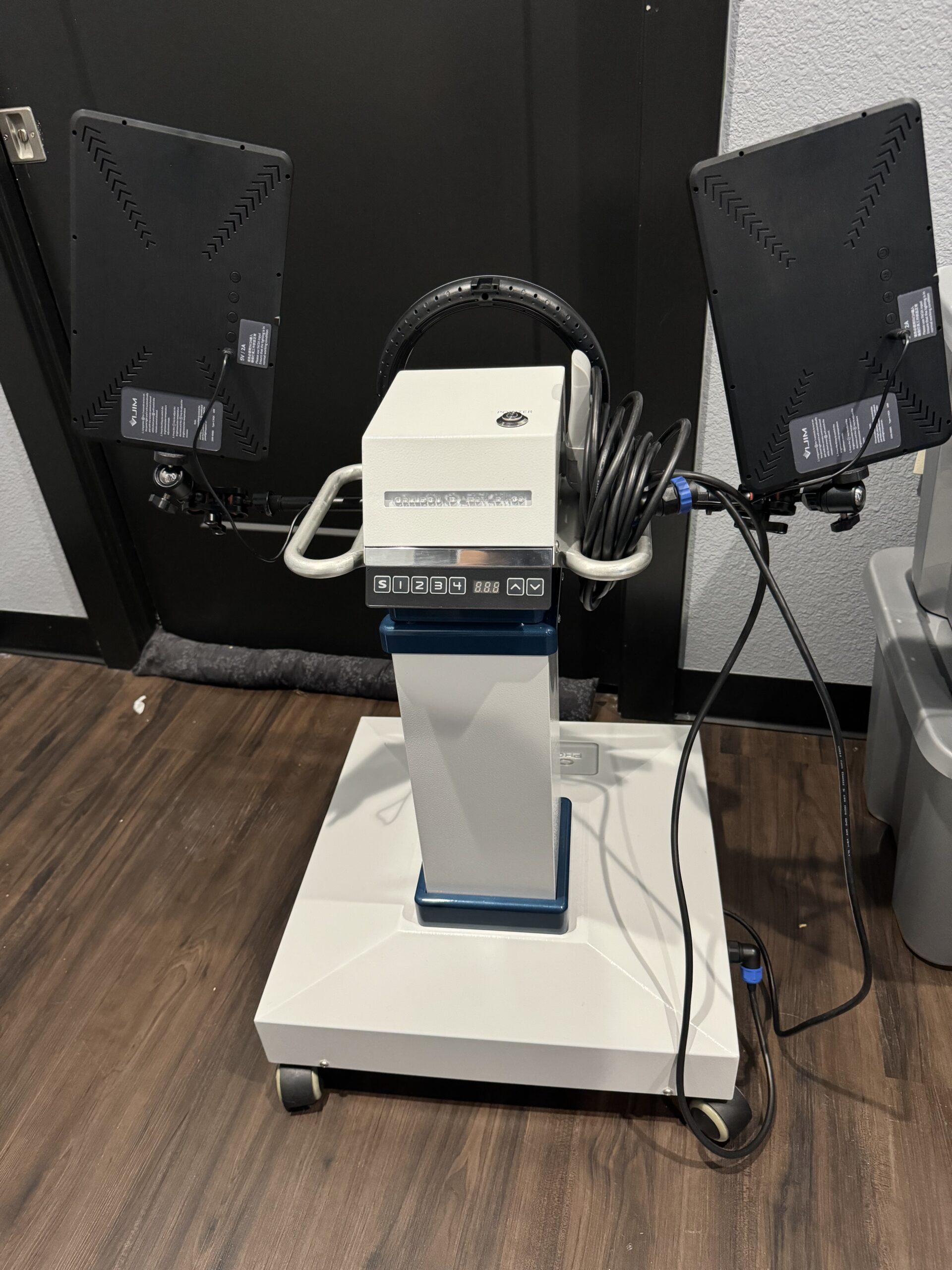 2023 Cellsound Aesthetics BRH-A2 with Photo Fact Center - Ultrasound and Electrostimulation Ulcer, Wound Healing & Skin Tightening - Includes $1,250 worth of Electrode Transducers - INCLUDES CONSUMABLES PURCHASING SUPPORT - Free Shipping & Warranty (km/poc)x - Image 20