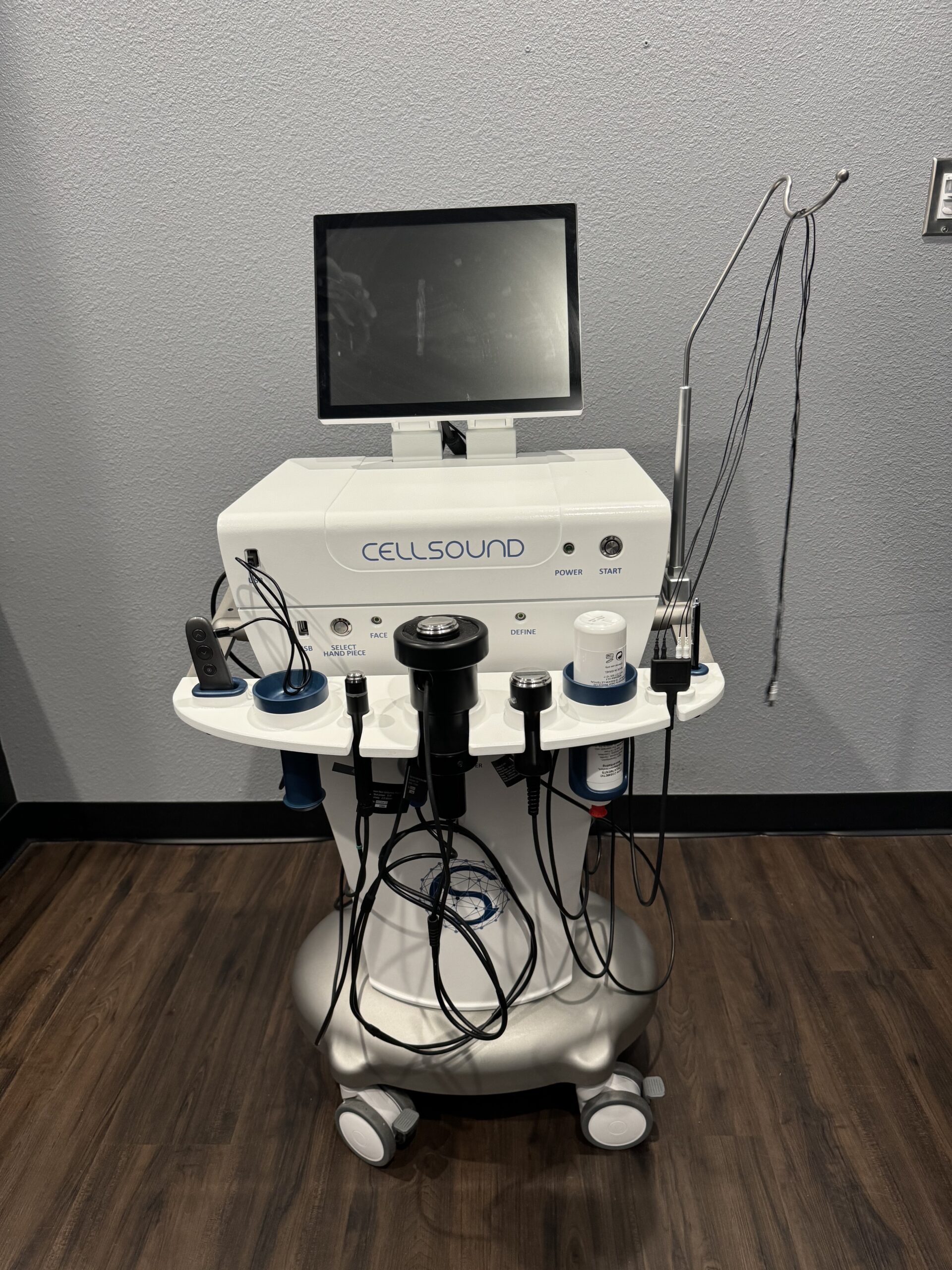 2023 Cellsound Aesthetics BRH-A2 with Photo Fact Center - Ultrasound and Electrostimulation Ulcer, Wound Healing & Skin Tightening - Includes $1,250 worth of Electrode Transducers - INCLUDES CONSUMABLES PURCHASING SUPPORT - Free Shipping & Warranty (km/poc)x - Image 2