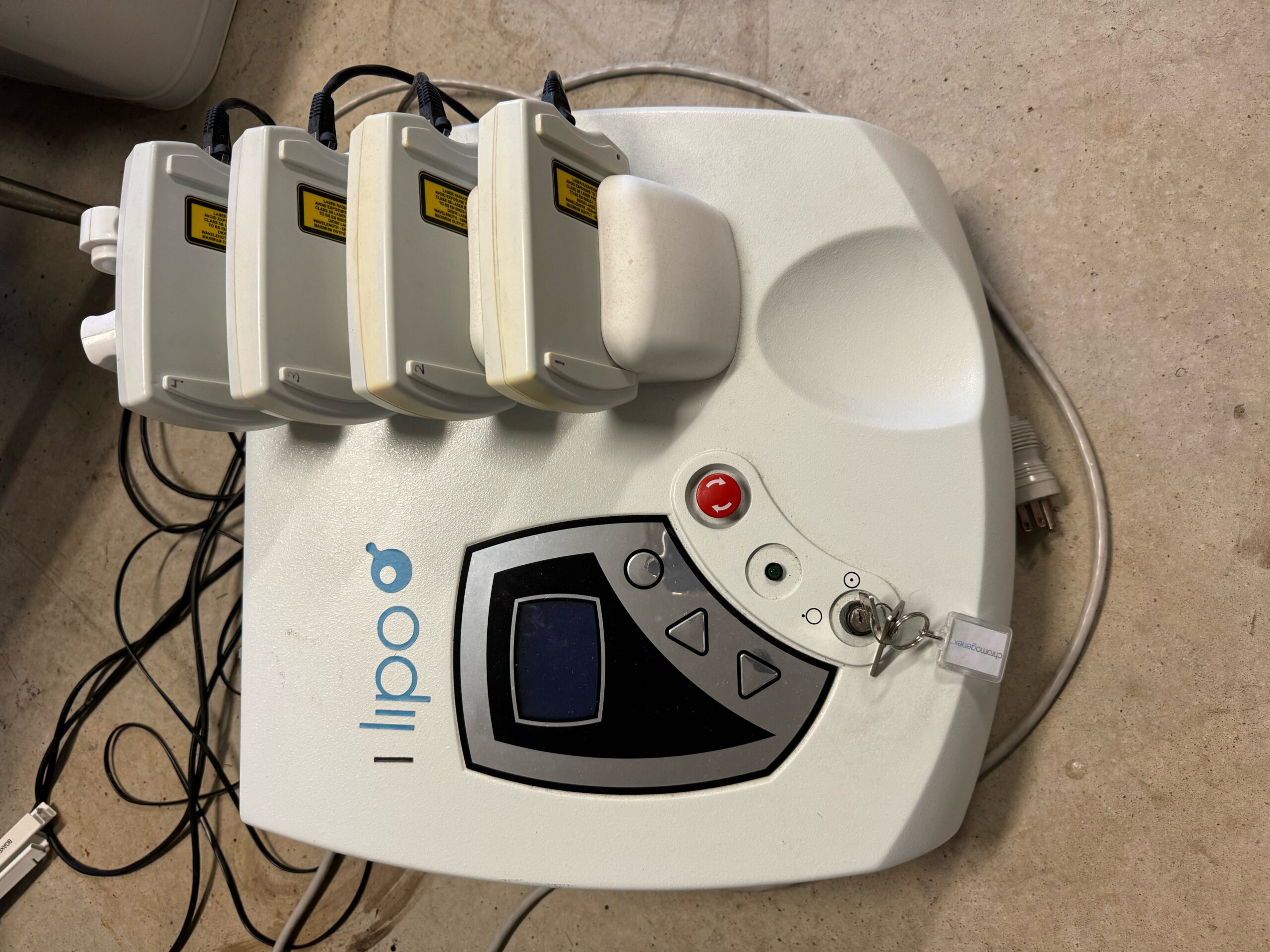2011 Chromogenex iLipo 1200 - Diode Cellulite Reduction & Body Contouring - Portable Table Top System - Very Low Use, Excellent Condition - Selling As-Is - No Free Shipping or Warranty Are Included (km/bec)x - Image 2