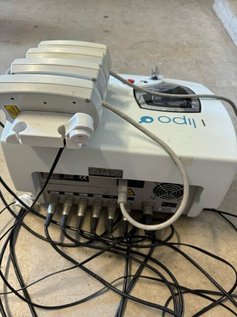 2011 Chromogenex iLipo 1200 - Diode Cellulite Reduction & Body Contouring - Portable Table Top System - Very Low Use, Excellent Condition - Selling As-Is - No Free Shipping or Warranty Are Included (km/bec)x - Image 6