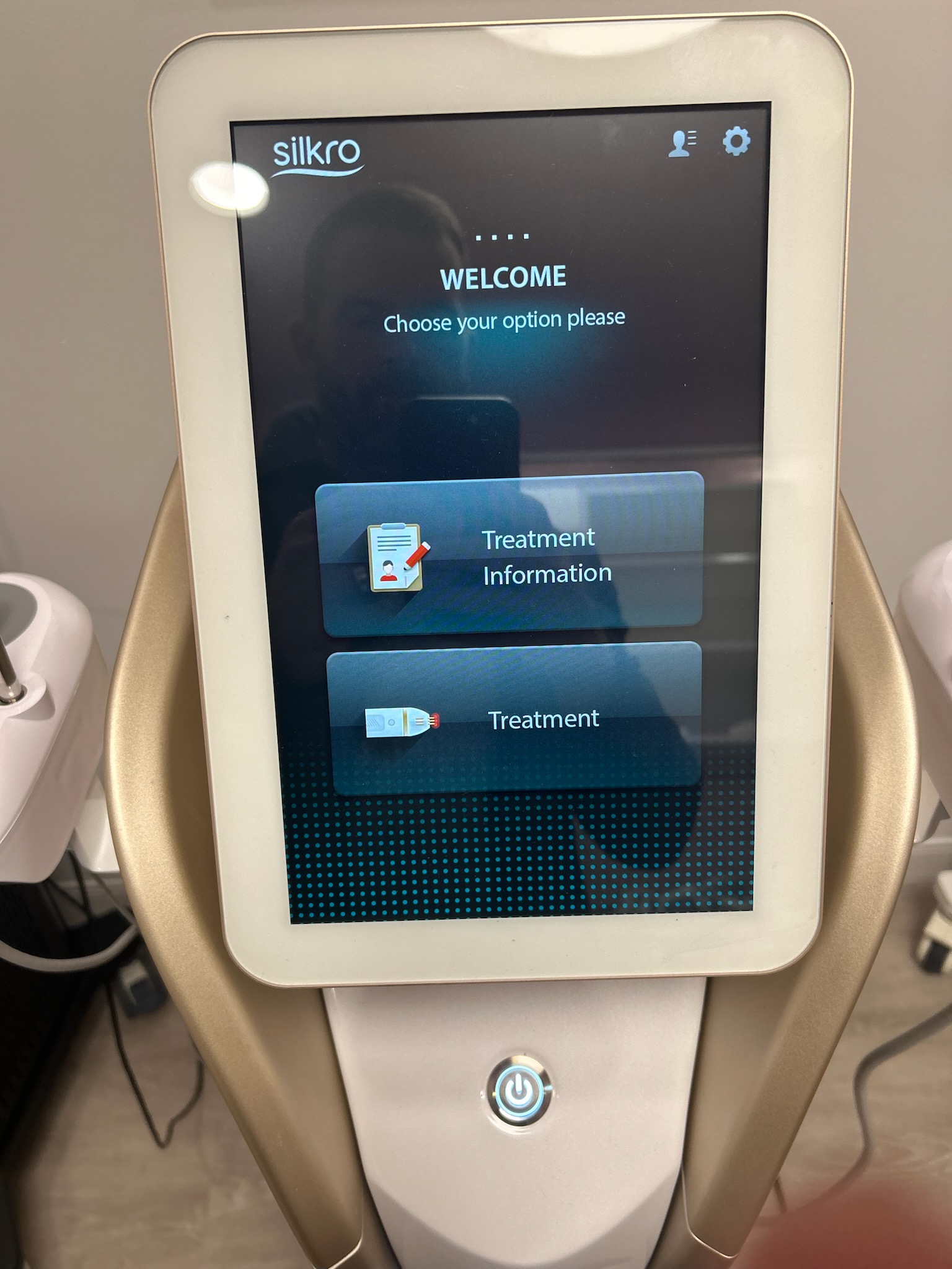 2024 Brand New Hironic Silkro Radio Frequency Microneedling - Skin Tightening & Skin Rejuvenation - NO RECERTIFICATION REQUIRED (km/sch)x - Image 2