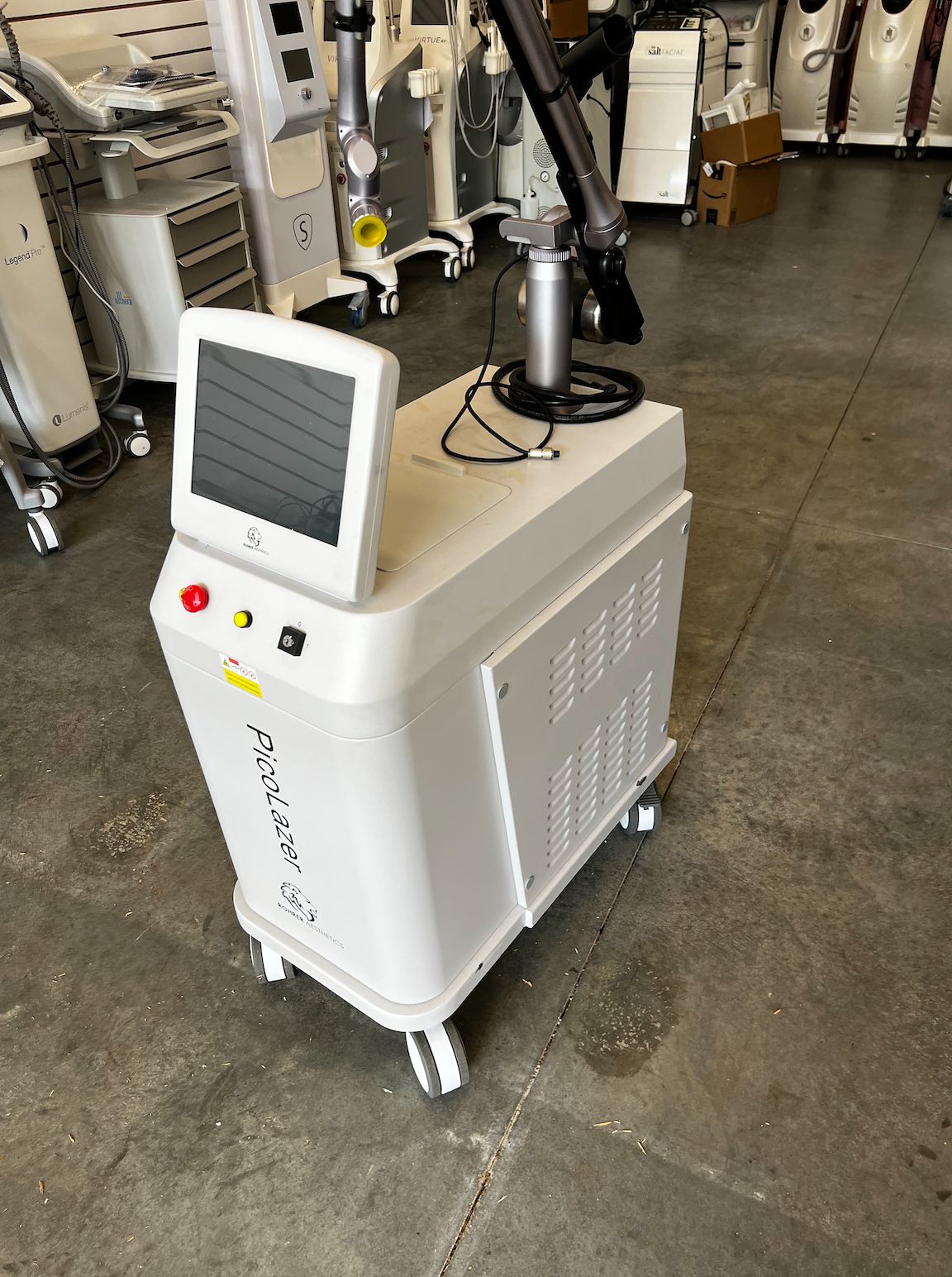 2020 Rohrer Aesthetics PicoLazer - PICOSECOND 1064nm & 532nm - Tattoo & Pigment, Wrinkle & Acne Scars Removal Laser - w/ Fractional Handpiece - INCLUDES PROFESSIONAL INSTALLATION - Free Shipping & Warranty (km/vw)s - Image 6