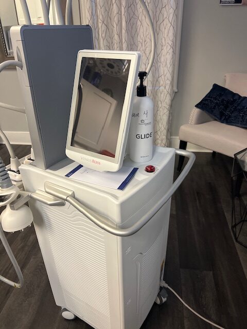 2021 Venus Concepts Bliss - 1064nm Diode, Radio Frequency & PEMF Body Contouring, Cellulite & Fat Reduction - Hands Free - Includes Warranty & Free Shipping (km/lin)x - Image 3