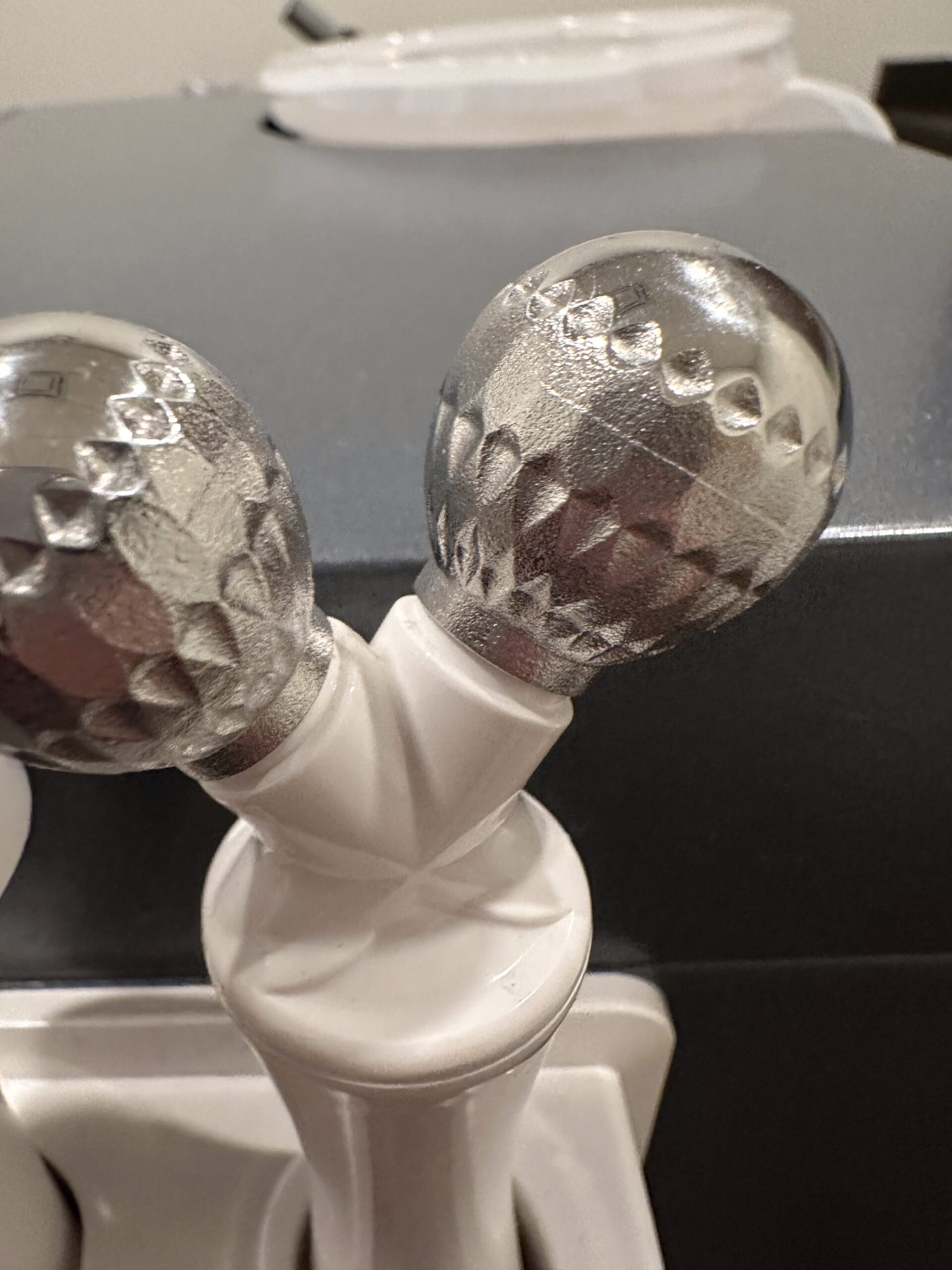 SkinWave multi-ball massage applicator head