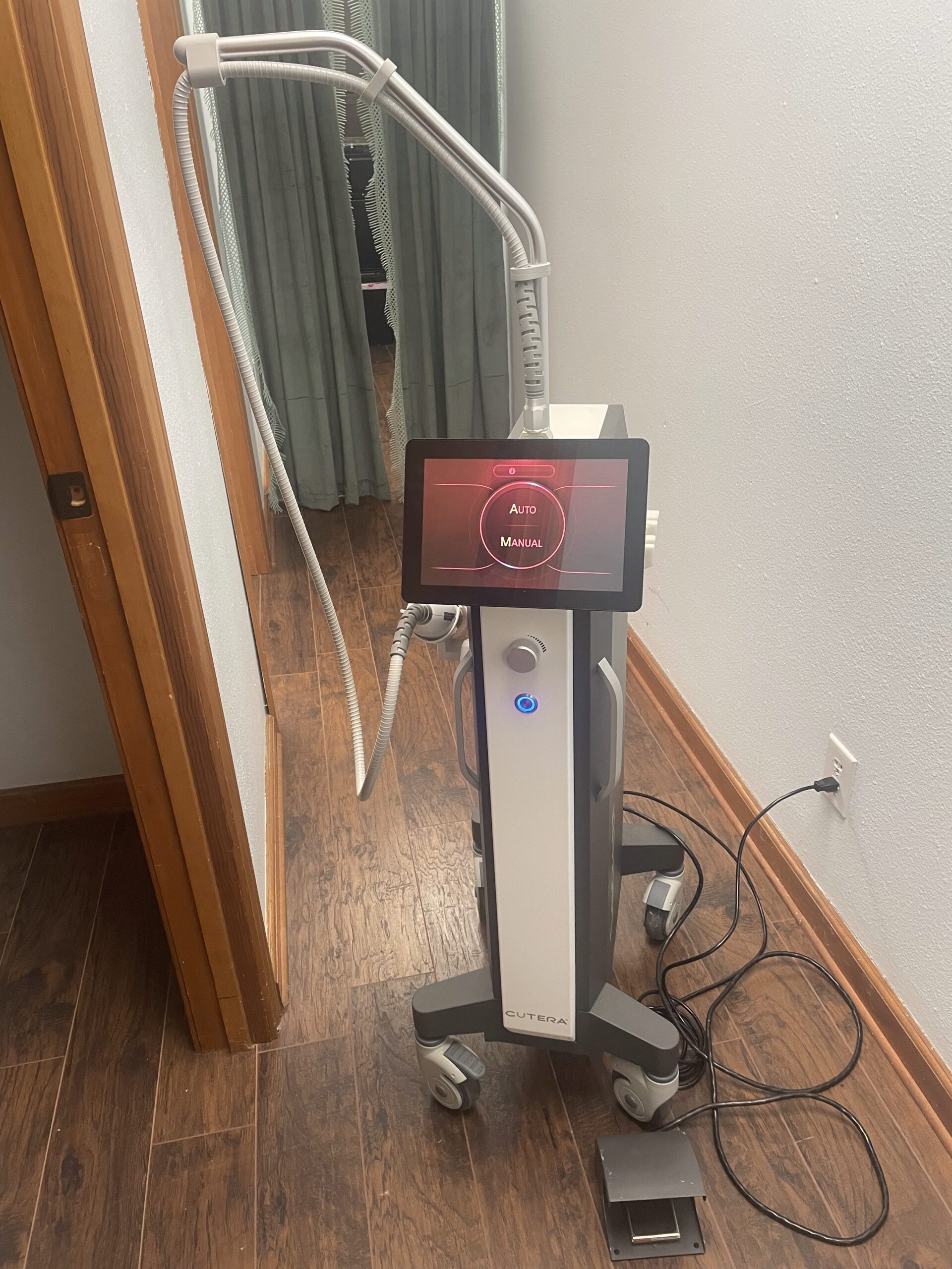 2021 Ilooda Secret RF 2.0 Microneedling Radio Frequency with 25-Pin Handpiece - NO RECERTIFICATION REQUIRED for TIP PURCHASING - CONSUMABLE SUPPORT INCLUDED - Free Shipping & Warranty (km/nin)x - Image 2
