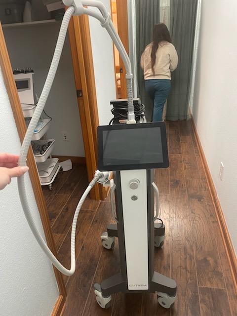 2021 Ilooda Secret RF 2.0 Microneedling Radio Frequency with 25-Pin Handpiece - NO RECERTIFICATION REQUIRED for TIP PURCHASING - CONSUMABLE SUPPORT INCLUDED - Free Shipping & Warranty (km/nin)x - Image 3