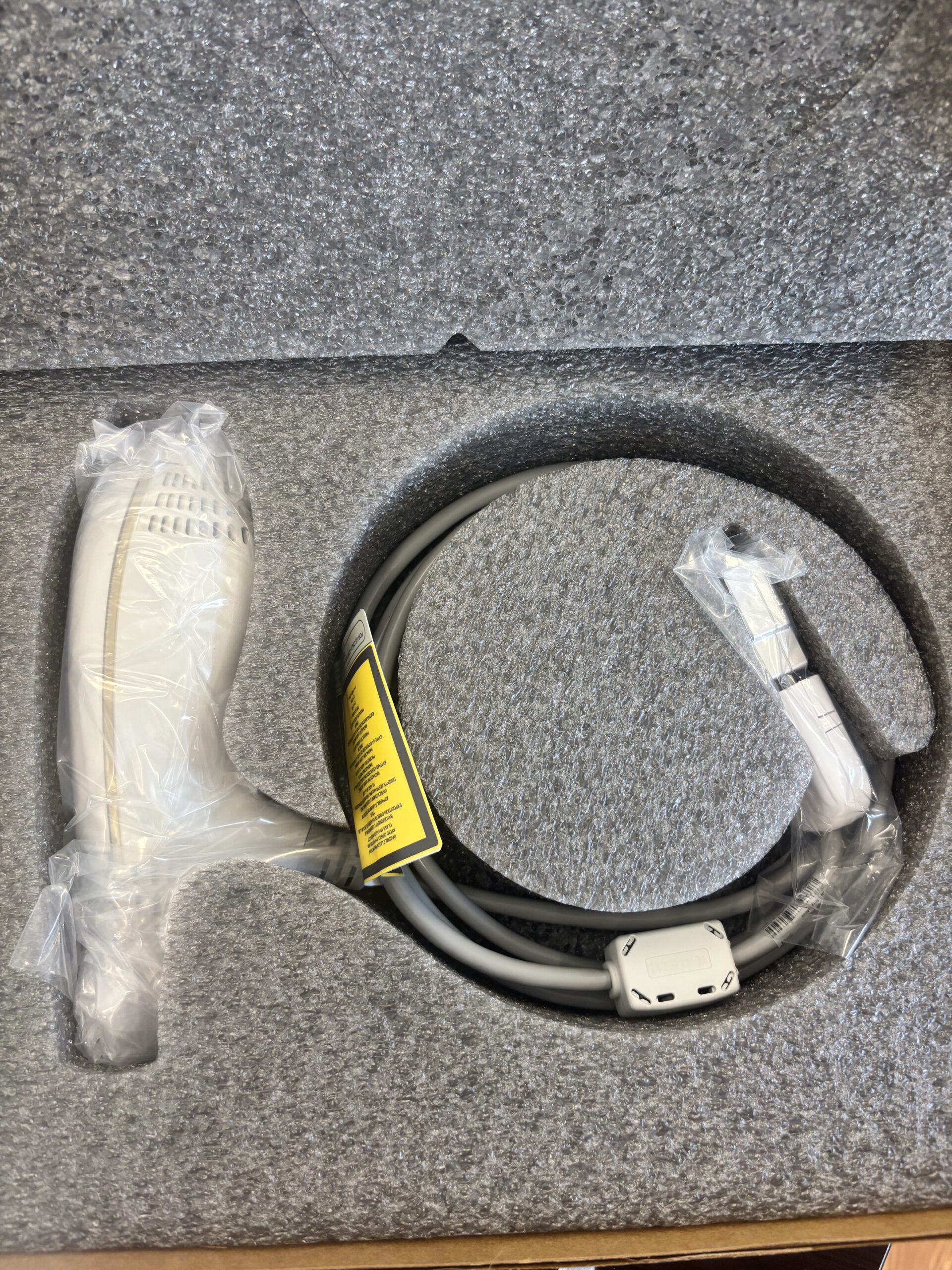 2018 Solta Clear + Plus and Brilliant - with BRAND NEW 1440nm Handpiece & Permea 1927nm Handpiece – Fractional Pigment & Fine Lines Reduction, Skin Rejuvenation - INCLUDES CONSUMABLE PURCHASING SUPPORT, MANUFACTURER WARRANTY until 08/15/2026 & Free Shipping (km/ter)x - Image 8