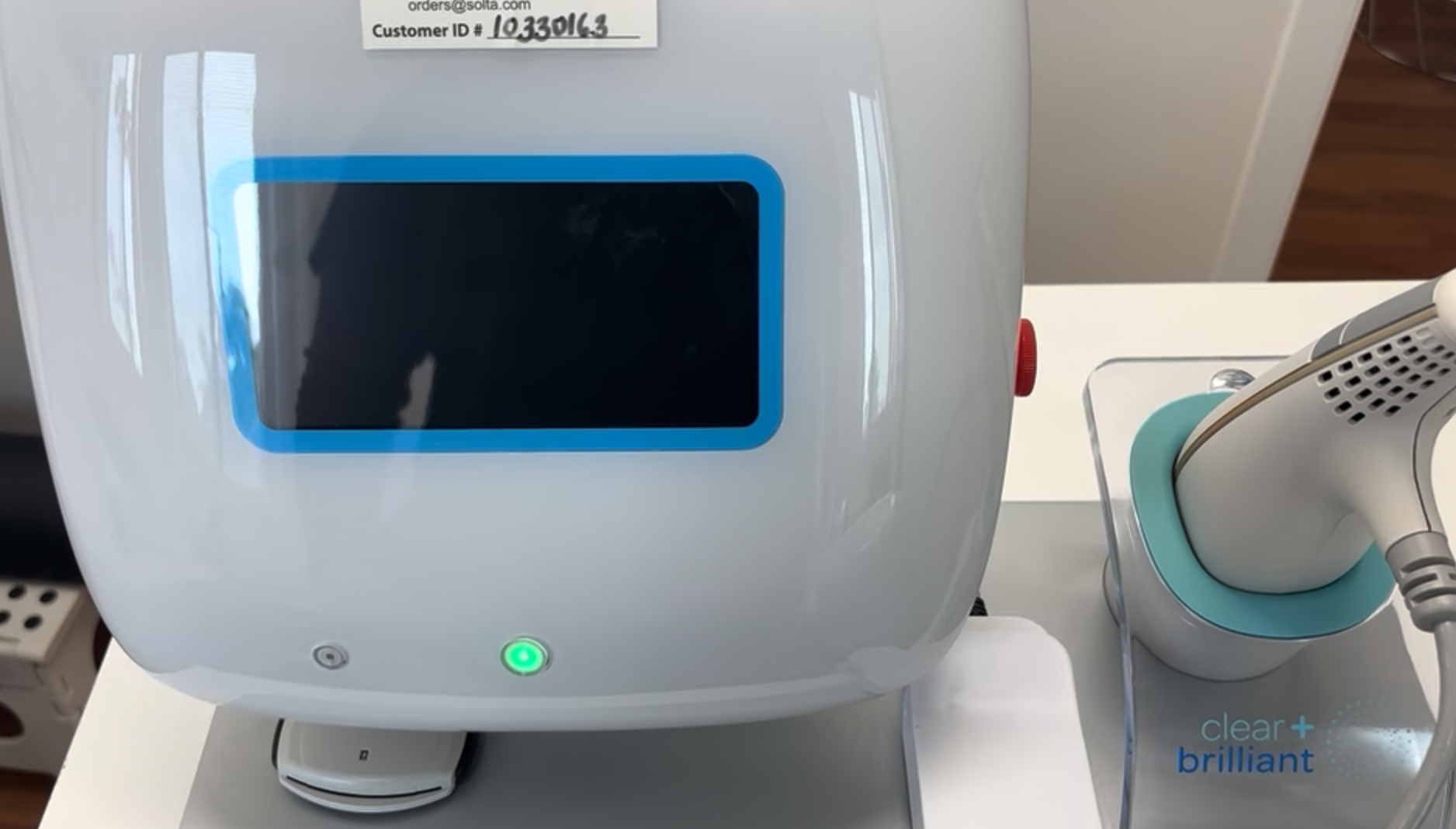 2018 Solta Clear + Plus and Brilliant - with BRAND NEW 1440nm Handpiece & Permea 1927nm Handpiece – Fractional Pigment & Fine Lines Reduction, Skin Rejuvenation - INCLUDES CONSUMABLE PURCHASING SUPPORT, MANUFACTURER WARRANTY until 08/15/2026 & Free Shipping (km/ter)x - Image 4