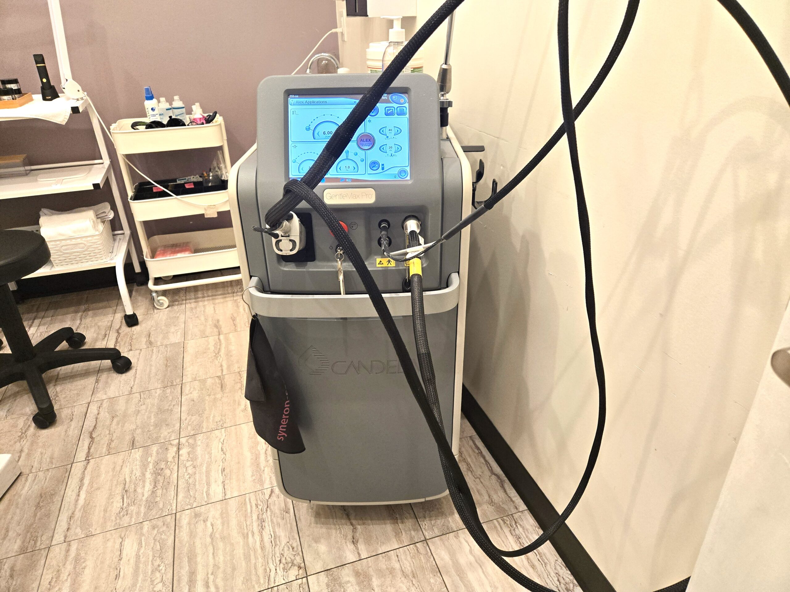 2019 Candela Gentlemax Pro 755nm & 1064nm Dual Wavelength - Hair Removal, Pigment, Vascular Lesions, Skin Rejuvenation - Received Full Maintenance Service- Free Shipping & Warranty (km/qui)s - Image 2