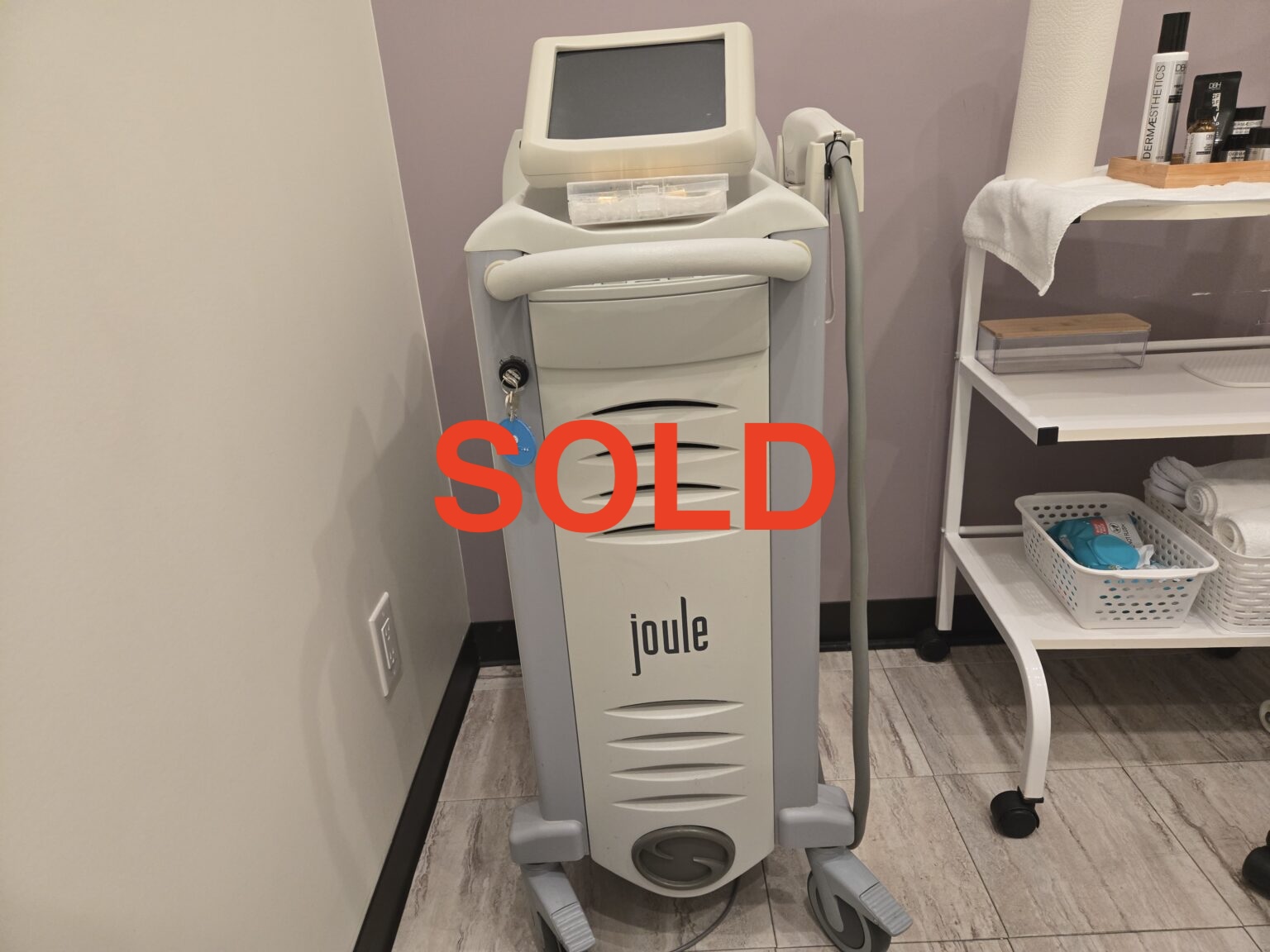 2017 Sciton Joule BBL - w/ 0 PULSE COUNT REFURBISHED BBL HANDPIECE - w/ 515, 560, 590, 640, & 695nm Broadband Light Filters & 3 Gold Spot Size Attachments - Free Shipping & Warranty (km/qui)