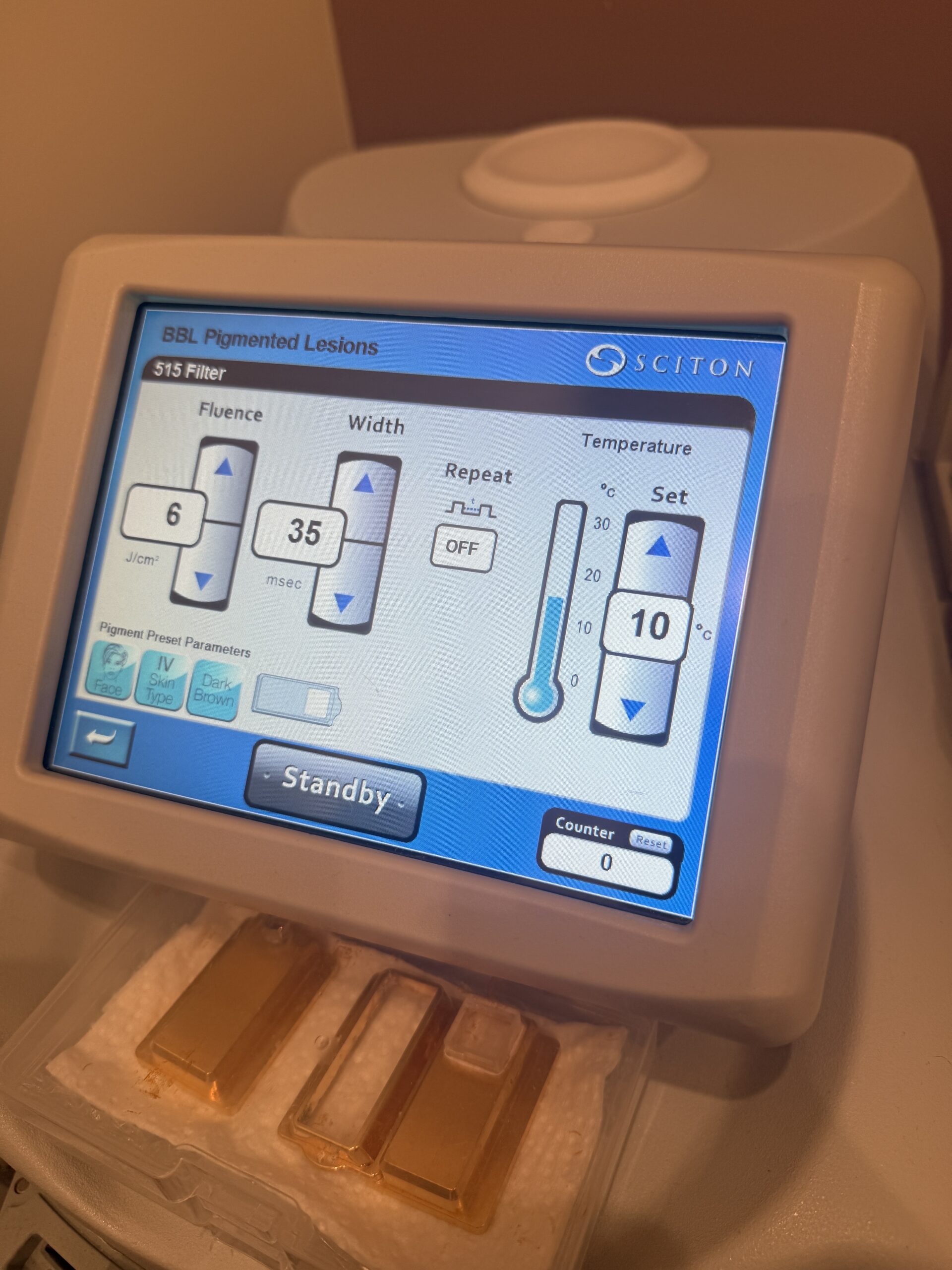 2017 Sciton Joule BBL - w/ 0 PULSE COUNT REFURBISHED BBL HANDPIECE - w/ 515, 560, 590, 640, & 695nm Broadband Light Filters & 3 Gold Spot Size Attachments - Free Shipping & Warranty (km/qui) - Image 11