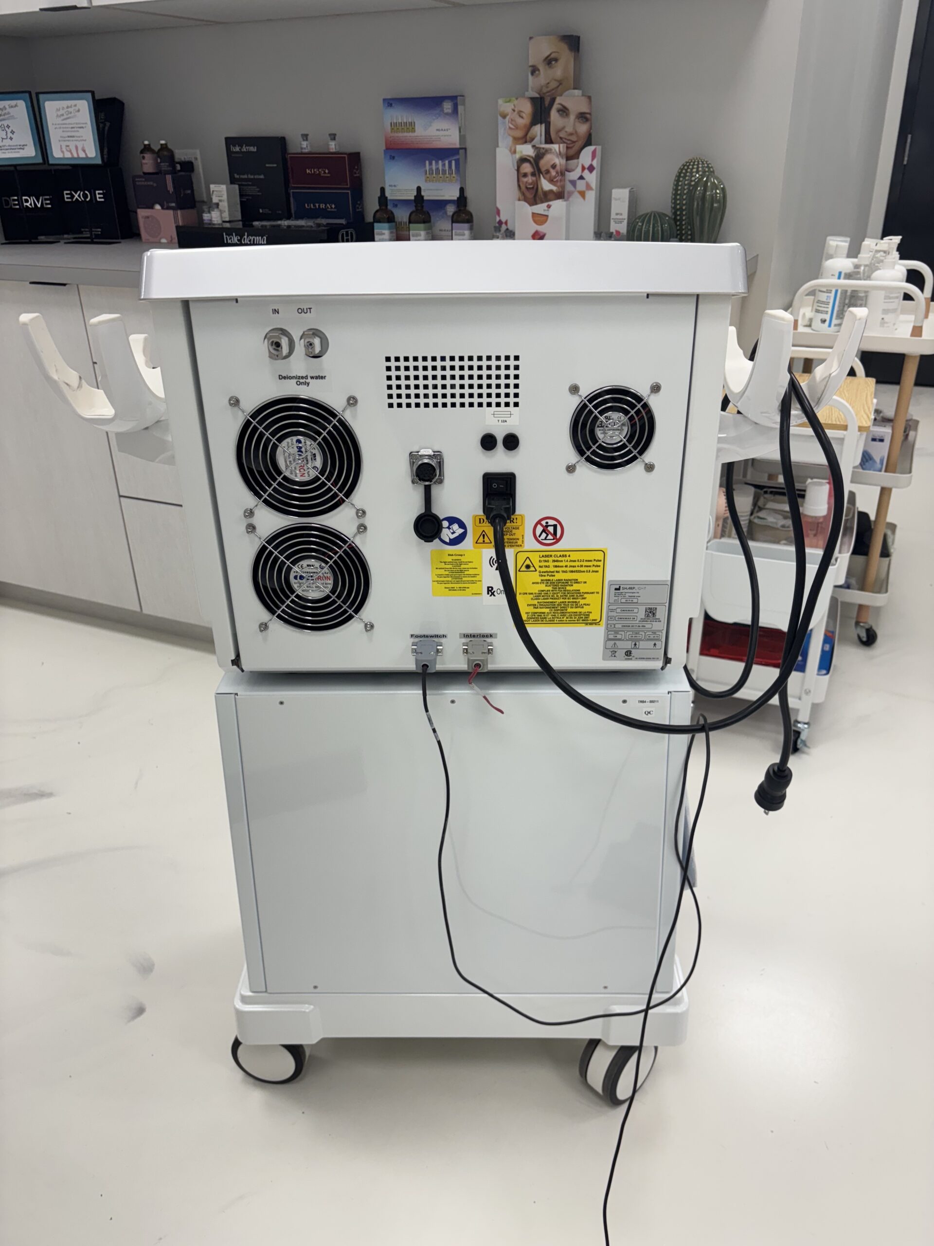 2019 Sharplight Omnimax S4 with (11) Handpieces - Image 5