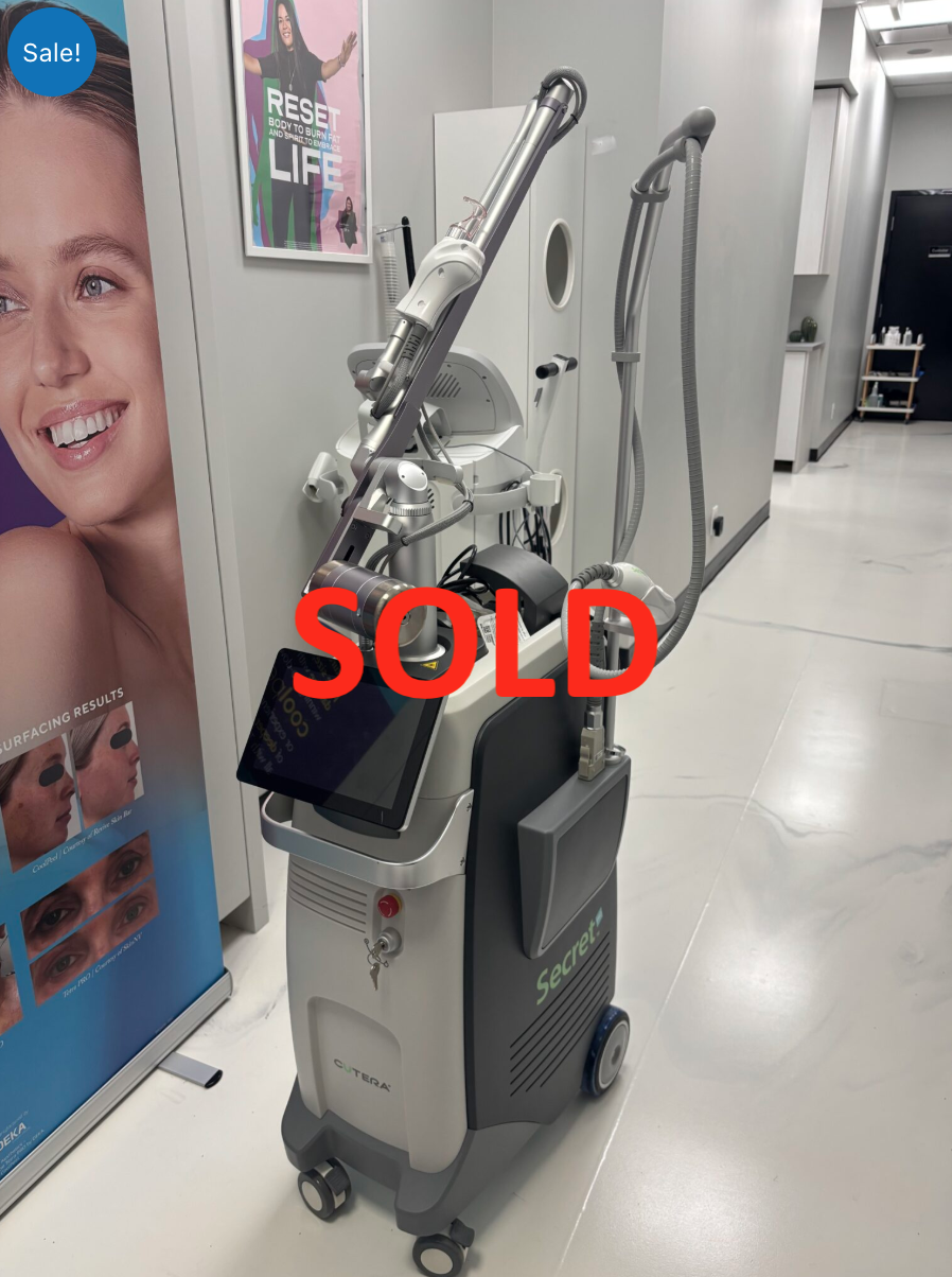 2021 Cutera Secret PRO - Co2 Fractional & RF Microneedling System - Co2 Fractional Handpiece, & Radio Frequency with 25-Pin/60 Pin Handpiece - CONSUMABLE PURCHASING SUPPORT INCLUDED - Only 33 Hours of Use - Free Shipping & Warranty (km/tru)