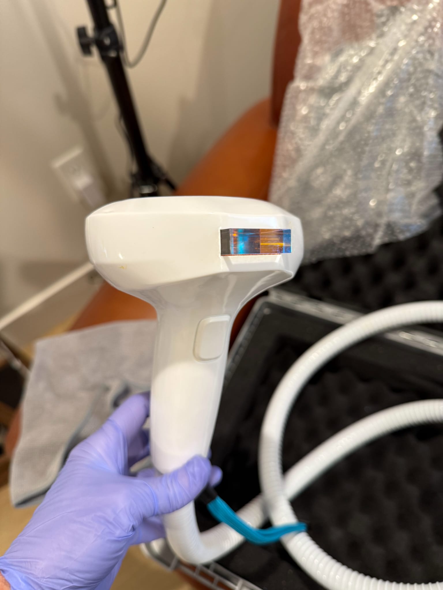 2023 Inmode Optimas w/ 3 Handpieces - Lumecca SR515 IPL, Lumecca SR580 IPL, & Diolaze XL - LOW PULSES - Free Shipping & Warranty (jp/deb)s - Image 7
