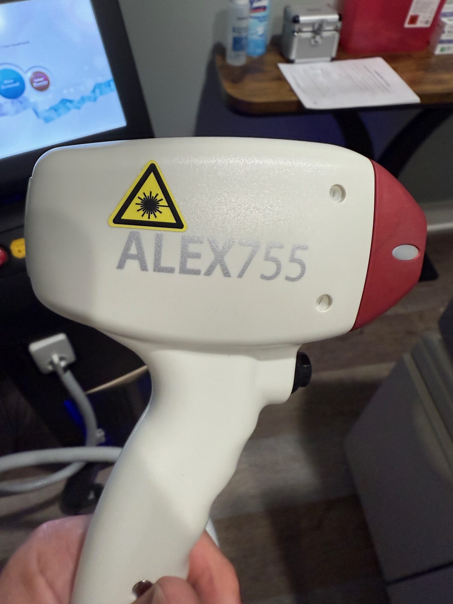 2022 Alma Soprano Ice PLATINUM - WITH 2 HANDPIECES - Trio 3D 2cm x 2cm Spot Size Handpiece, & Ice Speed Diode Handpiece - Diode 810, Alex 755nm & Nd Yag 1064nm Hair Removal Laser - Low Pulses - Free Shipping & Warranty (jp/mof)s - Image 15