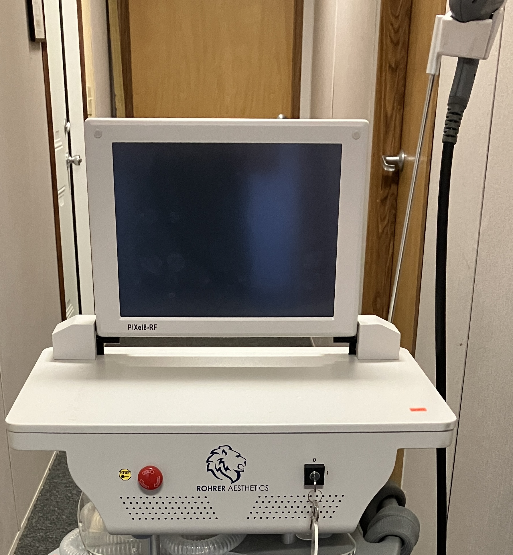 2022 Rohrer Aesthetics Pixel8-RF PRO - UPGRADED PRO VERSION w/ 4 MHz - with Microneedling Radio Frequency Skin Tightening & Skin Smoothing - INCLUDES 10 NEW PIXEL8 TIPS and ONGOING CONSUMABLE SUPPORT - Cart Not Included - Free Shipping & Warranty (jp/vw)s - Image 2