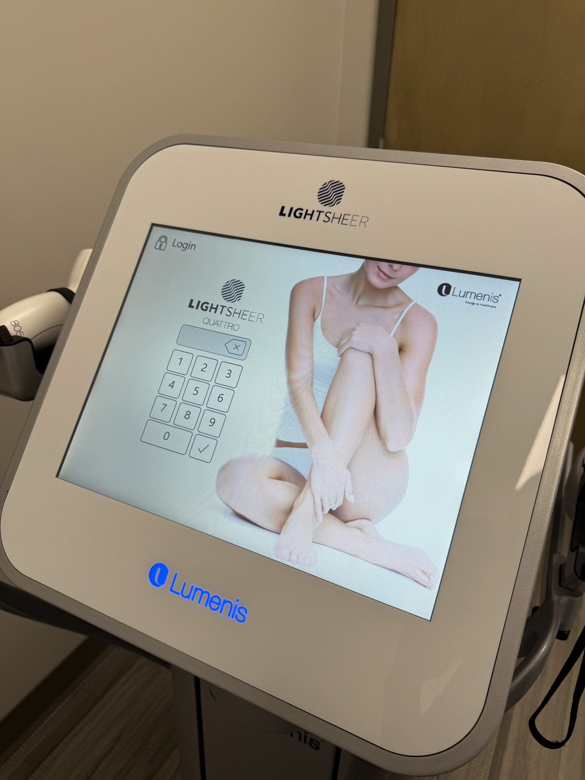 2022 Lumenis Lightsheer Quattro with (4) Handpieces with Low Pulses for Diode Hair Removal, Pigment, Vascular, Wrinkles, 4 Handpieces – HS 805 nm, HS 1060 nm with 22 x 35 mm Spot Sizes, XC 805 12x12mm, ET 1060 9x9mm Spot Sizes - Free Shipping & Warranty (jp/jus)x - Image 6