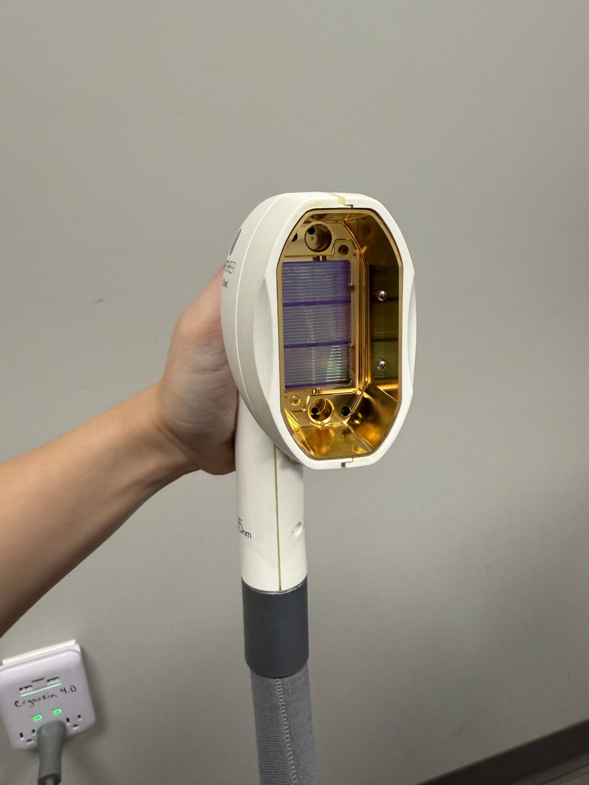 2022 Lumenis Lightsheer Quattro with (4) Handpieces with Low Pulses for Diode Hair Removal, Pigment, Vascular, Wrinkles, 4 Handpieces – HS 805 nm, HS 1060 nm with 22 x 35 mm Spot Sizes, XC 805 12x12mm, ET 1060 9x9mm Spot Sizes - Free Shipping & Warranty (jp/jus)x - Image 15