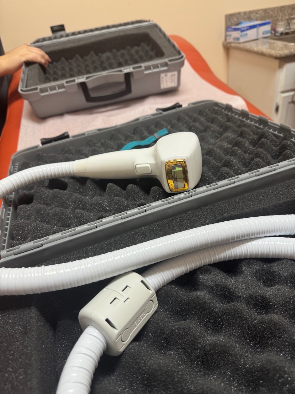 Lightly Used 2018 InMode Triton Multi-Wavelength Hair Removal - 755nm Alexandrite, 1064nm Nd Yag Diode, 810nm Diode - Diode Hair Removal - with (2) Handpieces (1) Duo Light 755nm/810nm HP & (1) Duo Dark 810/1064 HP - Perfect Condition - Free Shipping & Warranty Included (jp/bc)x - Image 10