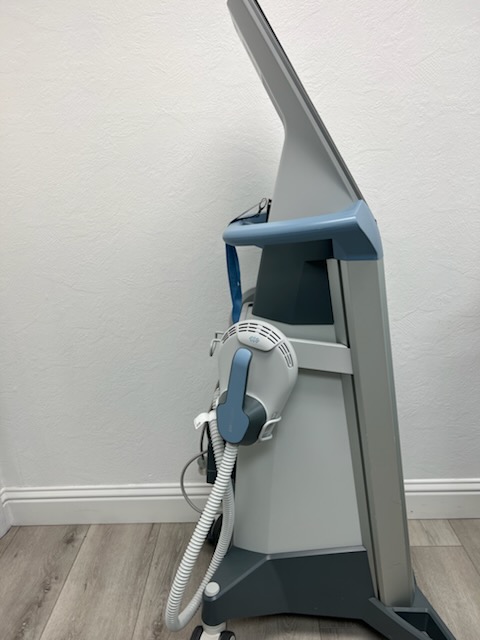 2019 BTL Emsculpt For Sale - Excellent Condition - Image 4