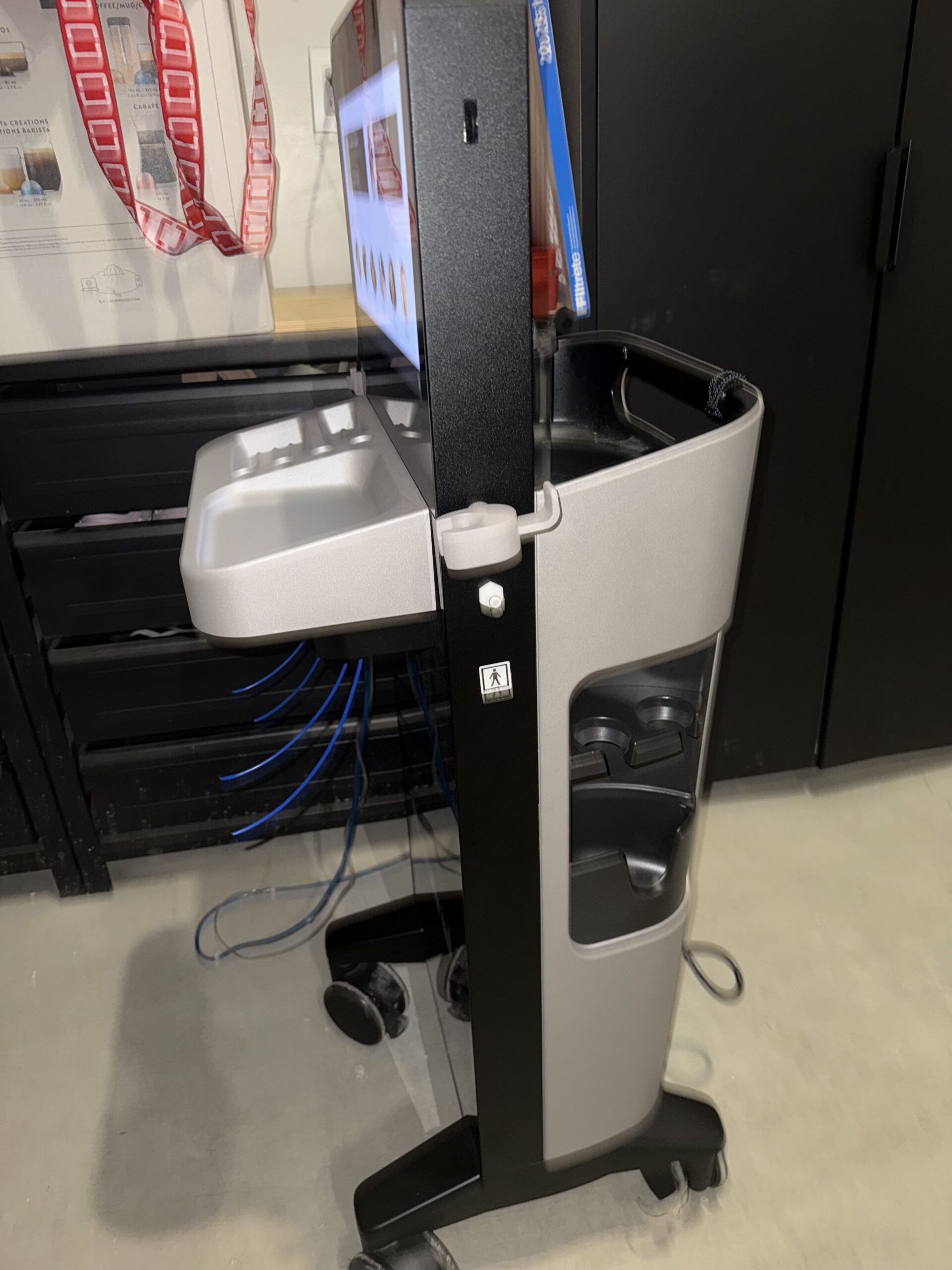 2022 Hydrafacial Syndeo For Sale - Lightly Used-s - Image 4