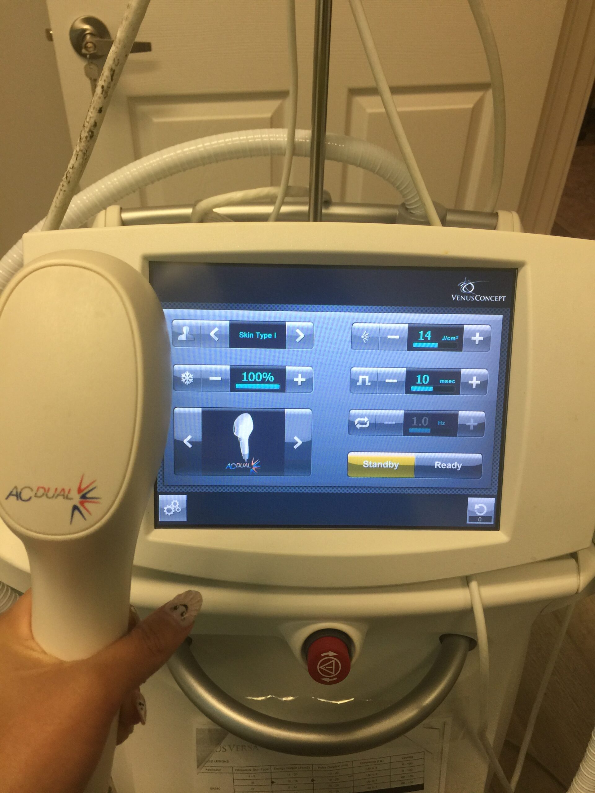 2018 Venus Concepts Versa For Sale: IPL/RF/PEMF + Warranty s - Image 9