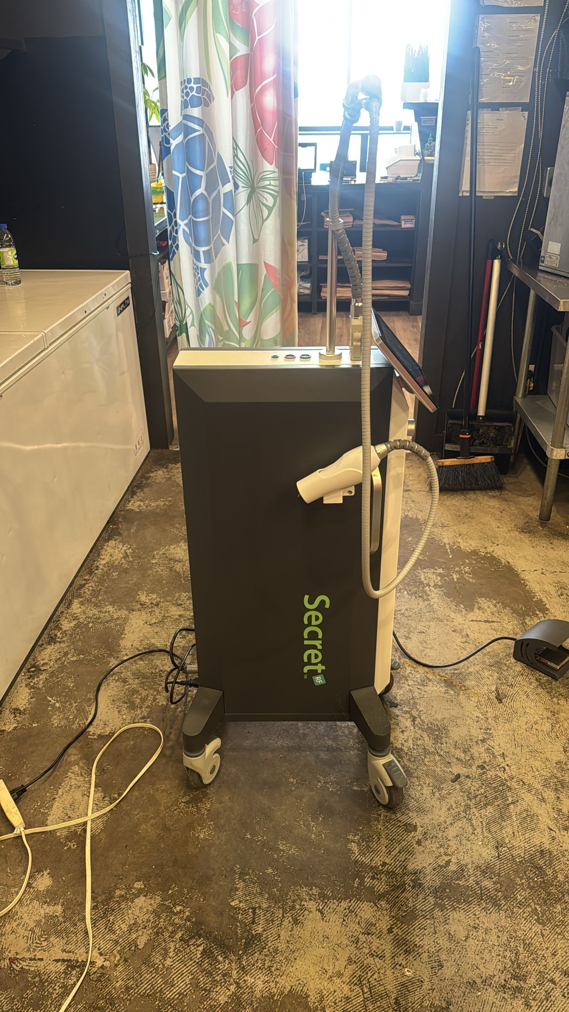 2023 Cutera Secret RF For Sale - Microneedling + Warranty - Image 6