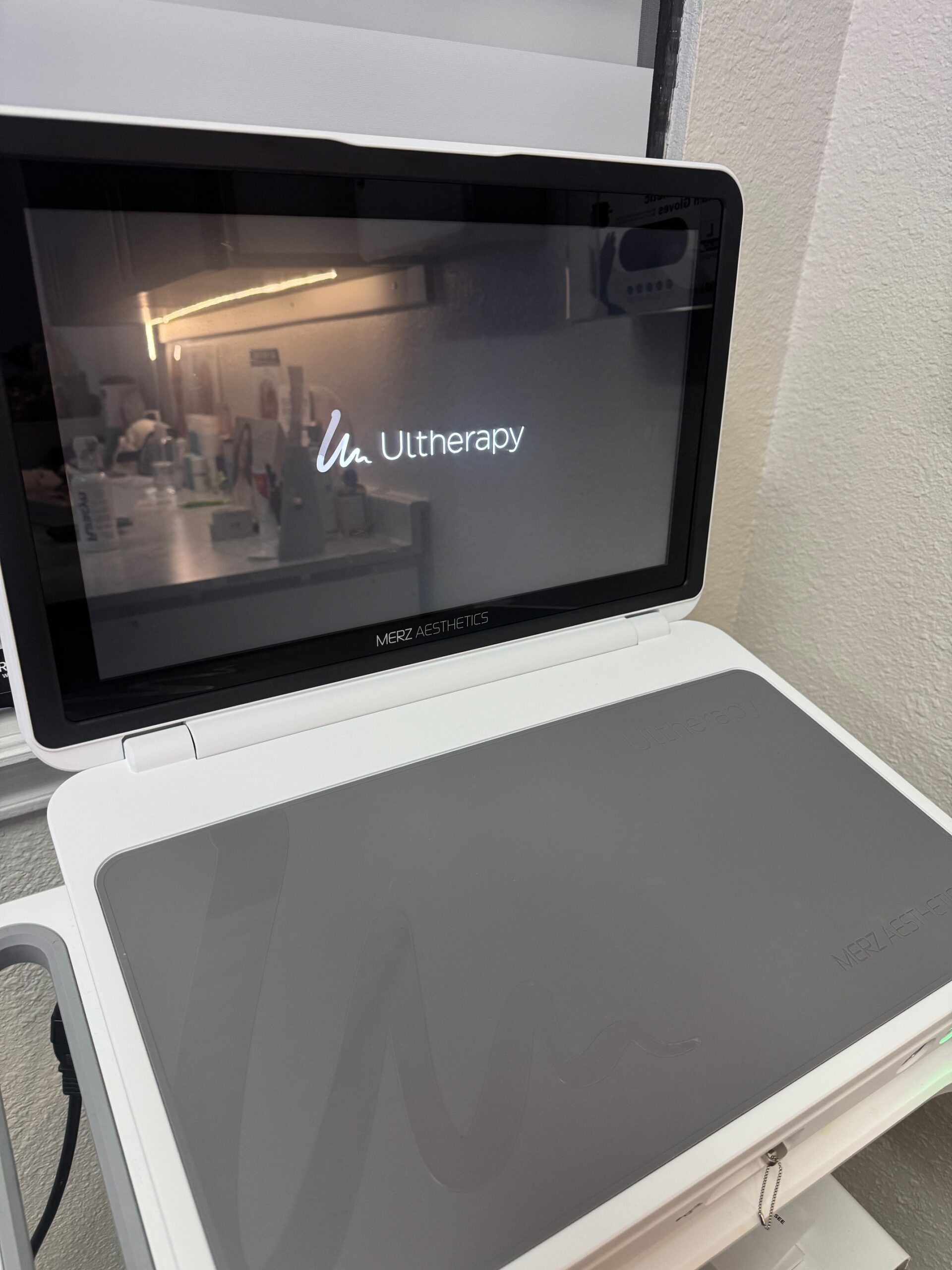 2025 Merz Ulthera Ultherapy Prime Ultrasound Skin Tightening System with UH-2 DeepSee Handpiece - Under Manufacturer Warranty Until 09/2026 -Free Shipping & Warranty (km/dol)s - Image 8