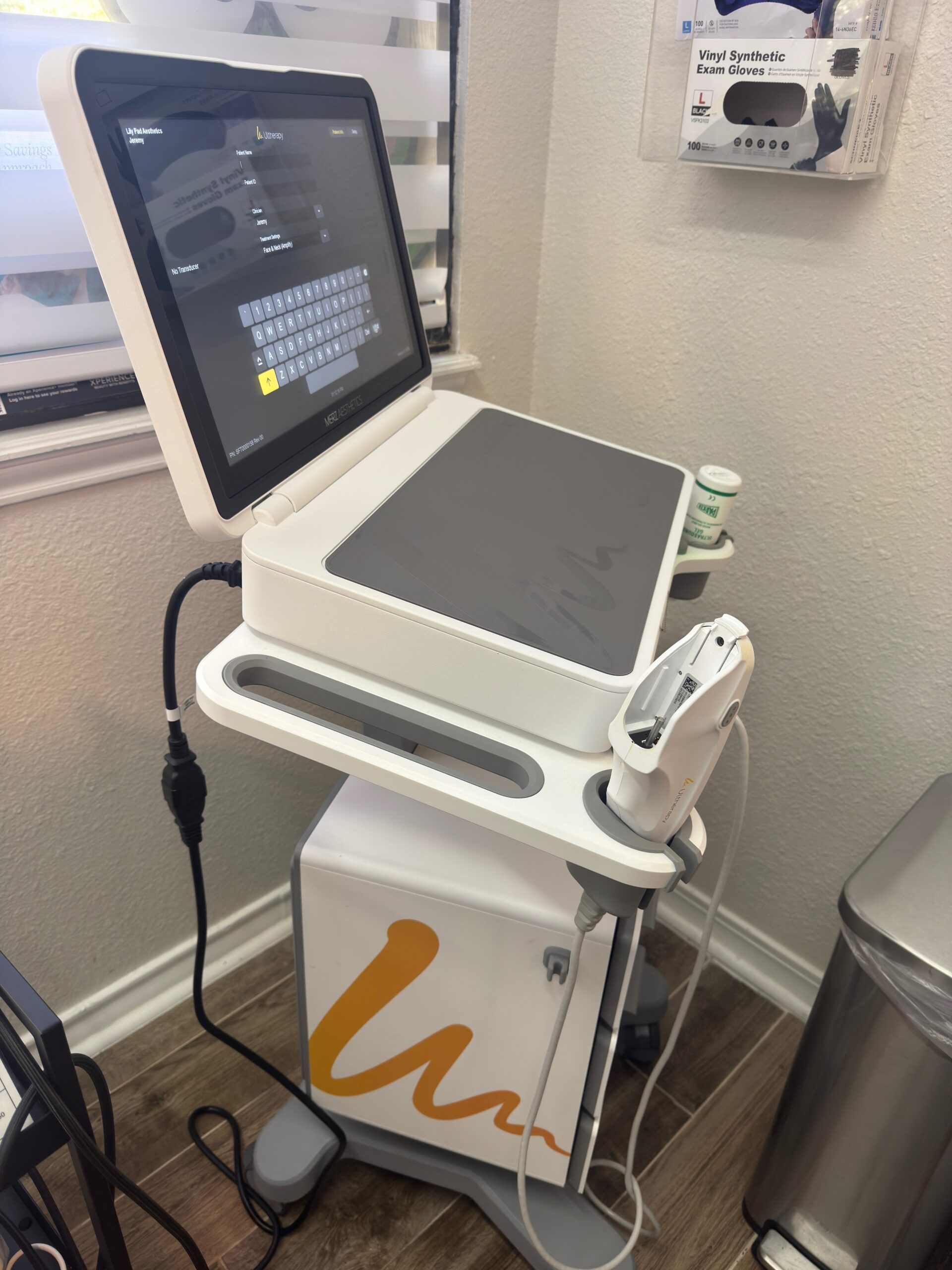 2025 Merz Ulthera Ultherapy Prime Ultrasound Skin Tightening System with UH-2 DeepSee Handpiece - Under Manufacturer Warranty Until 09/2026 -Free Shipping & Warranty (km/dol)s - Image 3
