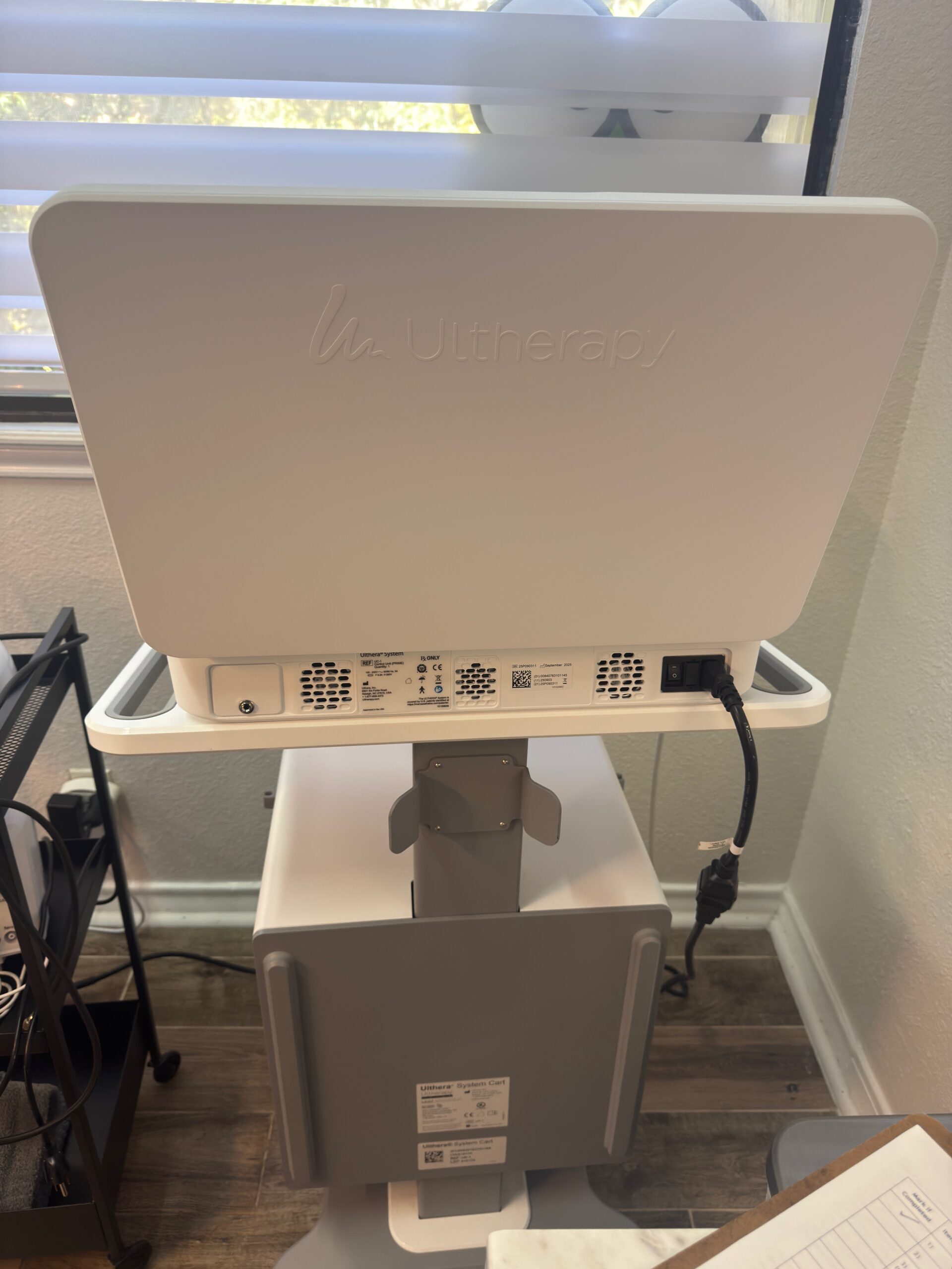 2025 Merz Ulthera Ultherapy Prime Ultrasound Skin Tightening System with UH-2 DeepSee Handpiece - Under Manufacturer Warranty Until 09/2026 -Free Shipping & Warranty (km/dol)s - Image 5