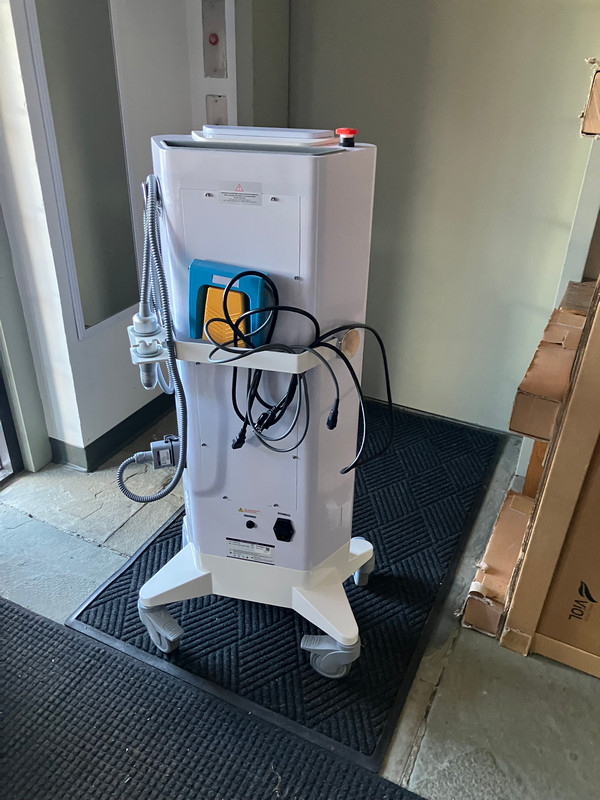 2023 AMP Scarlet SRF for Sale - RF Microneedling for Skin Rejuvenation - Image 5