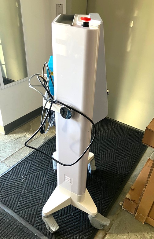 2023 AMP Scarlet SRF for Sale - RF Microneedling for Skin Rejuvenation - Image 4