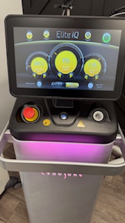 2021 Cynosure Elite IQ with Zimmer Cryo 6 For Sale - Excellent Condition - Image 2