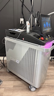 2021 Cynosure Elite IQ with Zimmer Cryo 6 For Sale - Excellent Condition - Image 3
