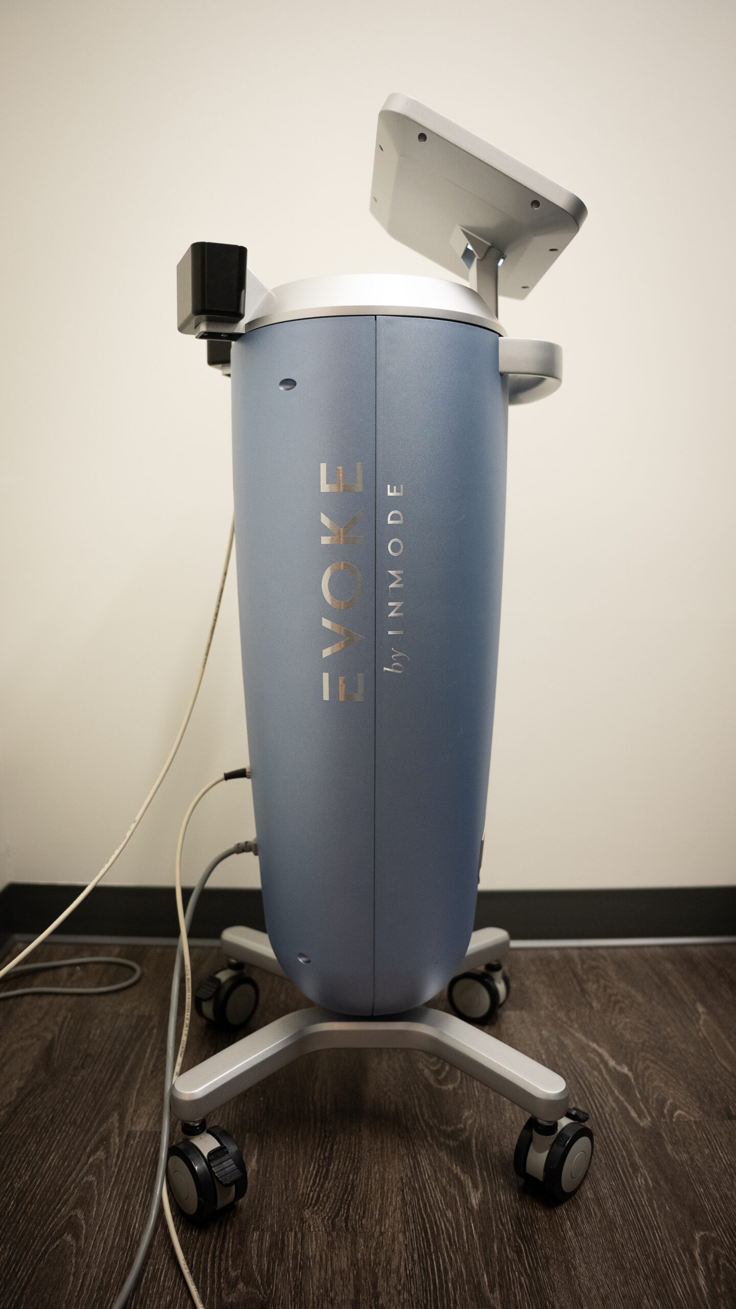 Evoke machine full left side