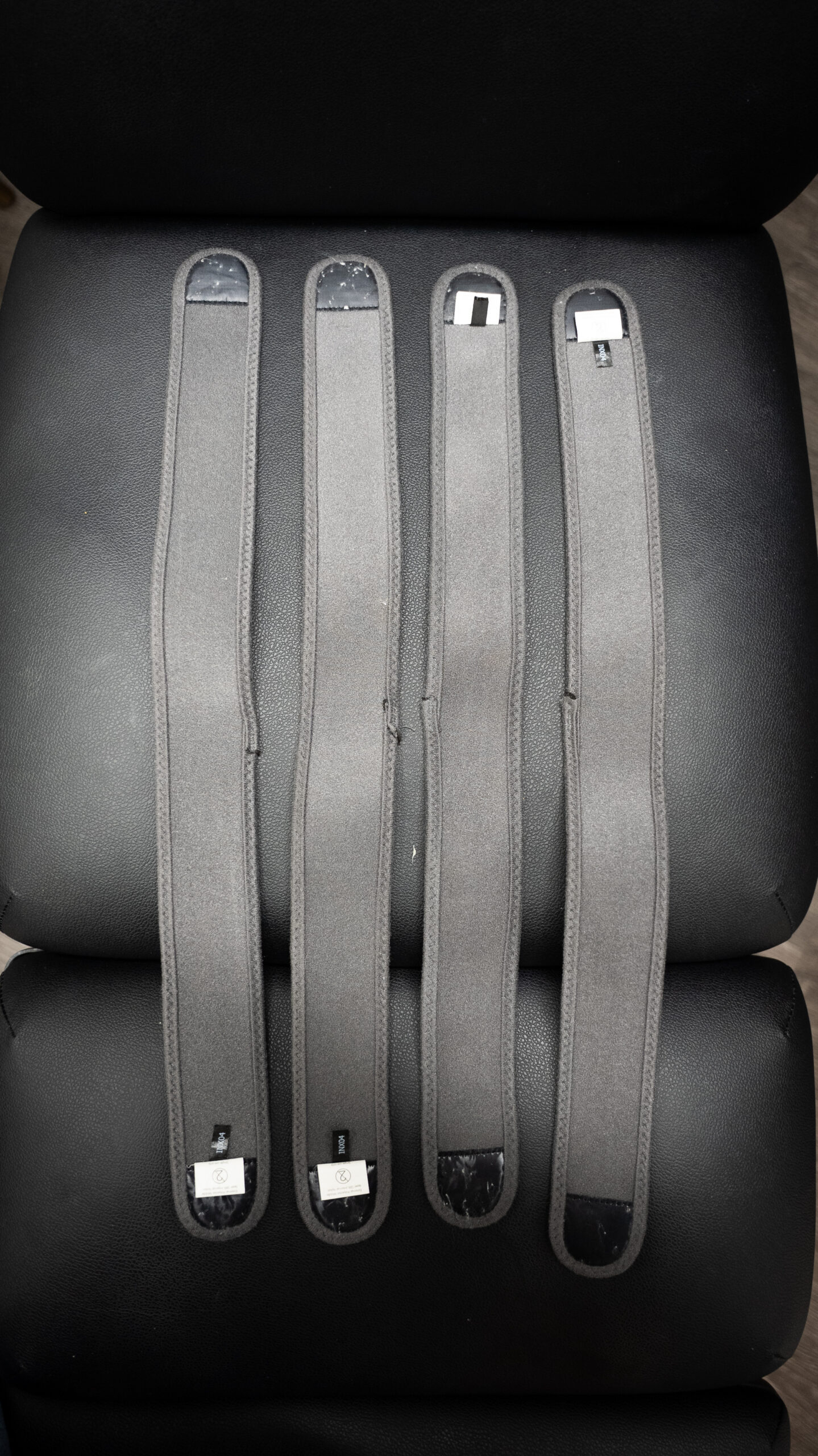 Inmode EvolveX medium straps back side close-up