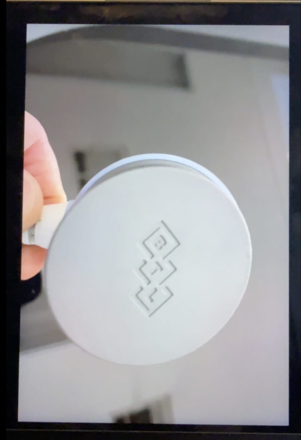 Emsculpt Neo target applicator back view
