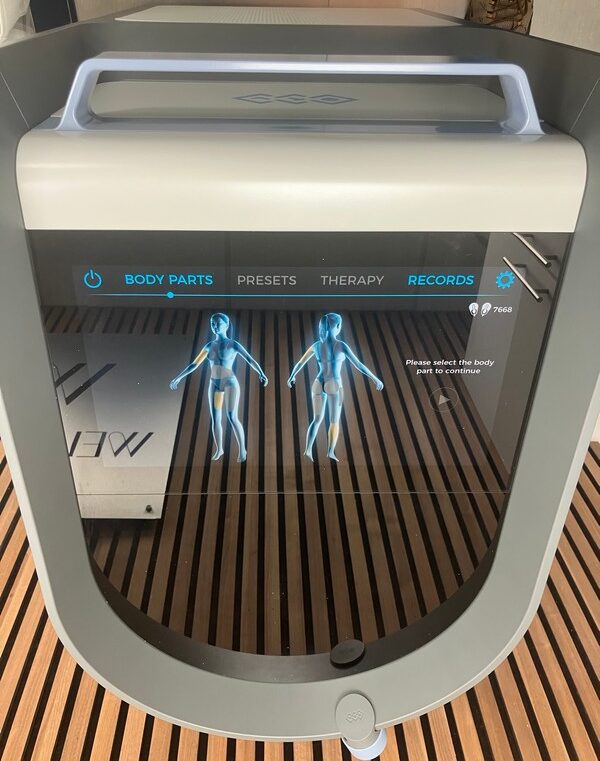 2022 BTL Emsculpt Neo front screen view