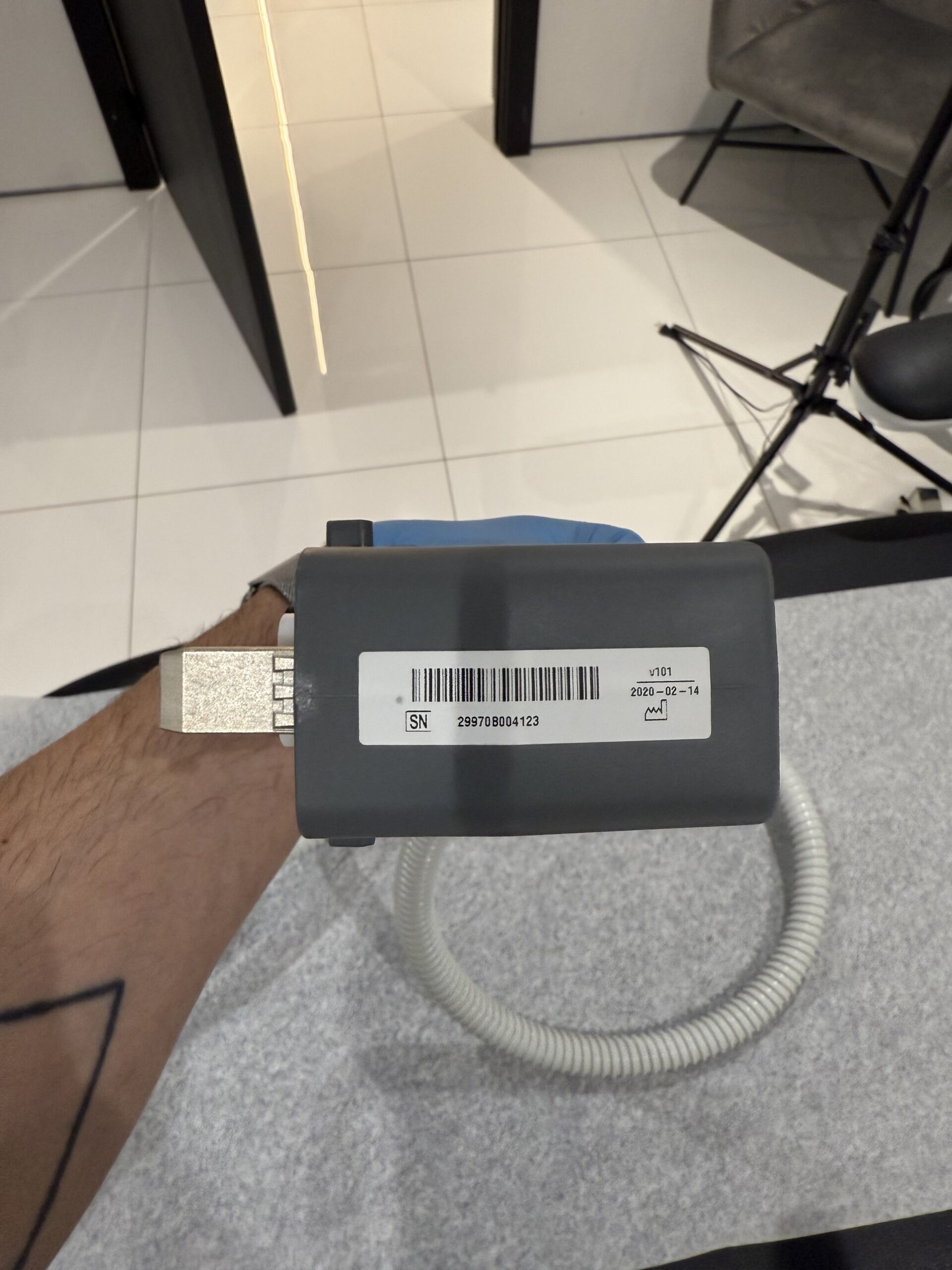 BTL Emsculpt connection port