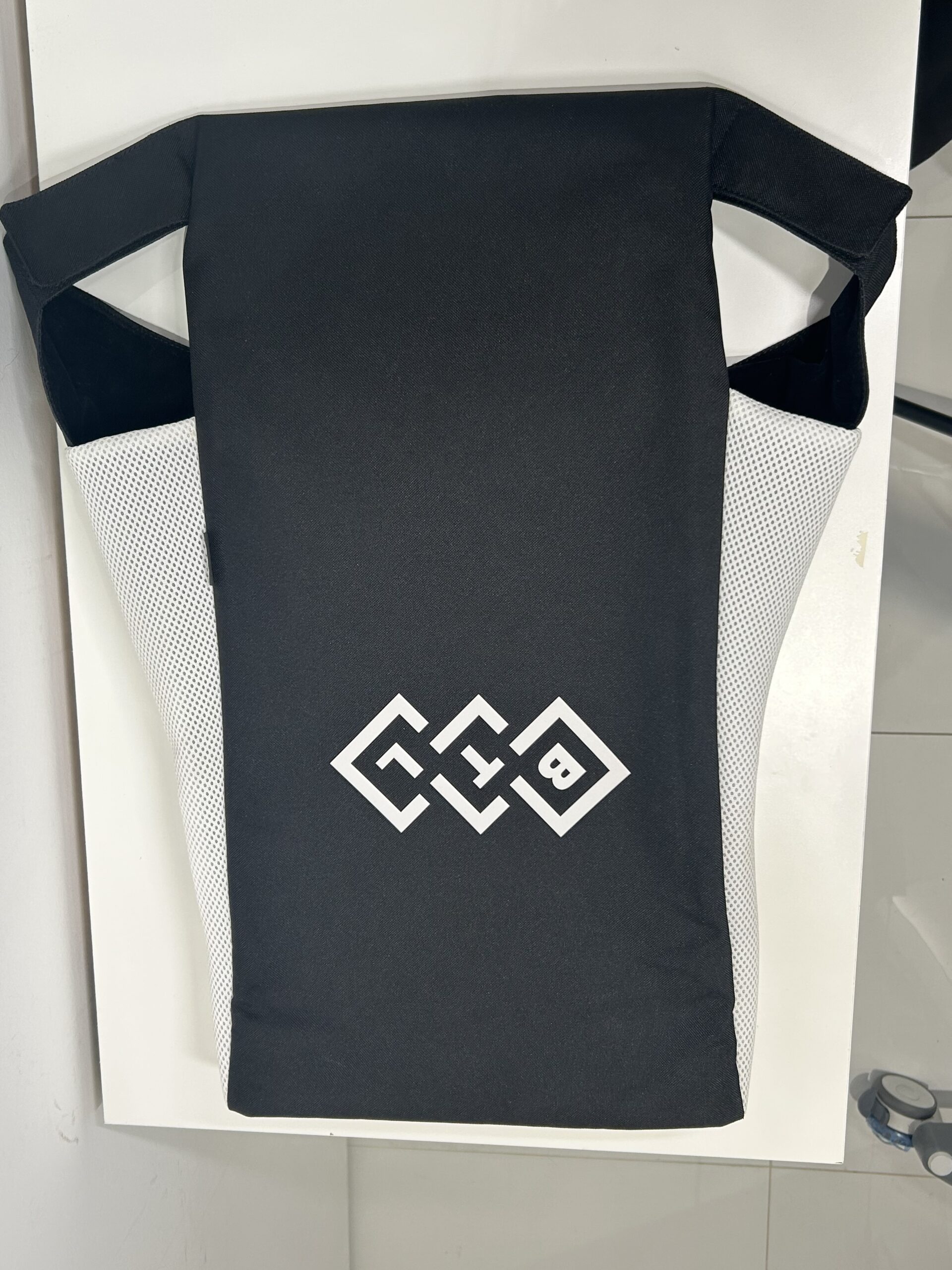 2021 BTL Emsculpt dust cover front view
